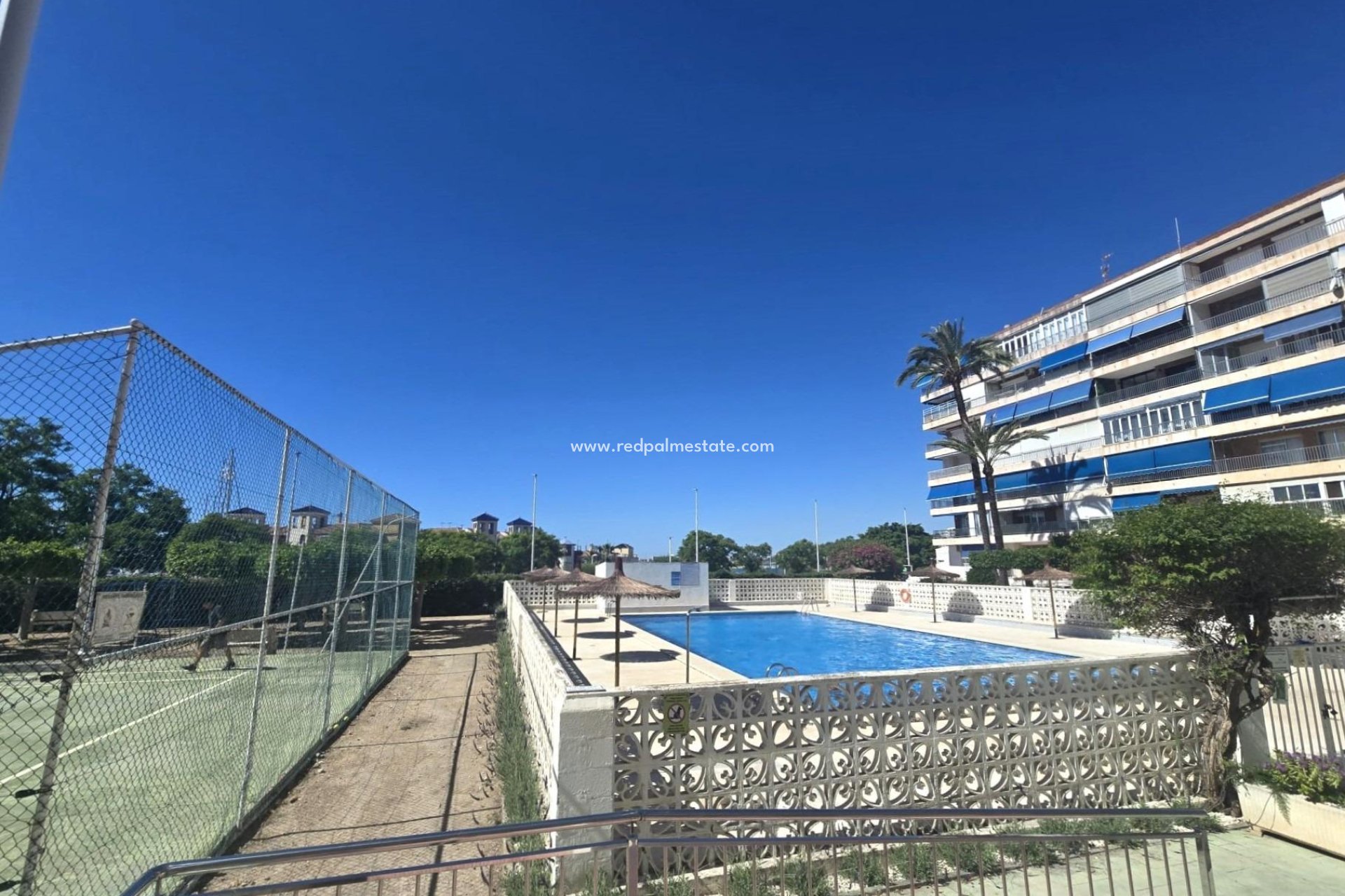 Reventa - Apartamento -
Torrevieja - Puerto Deportivo Marina Salinas