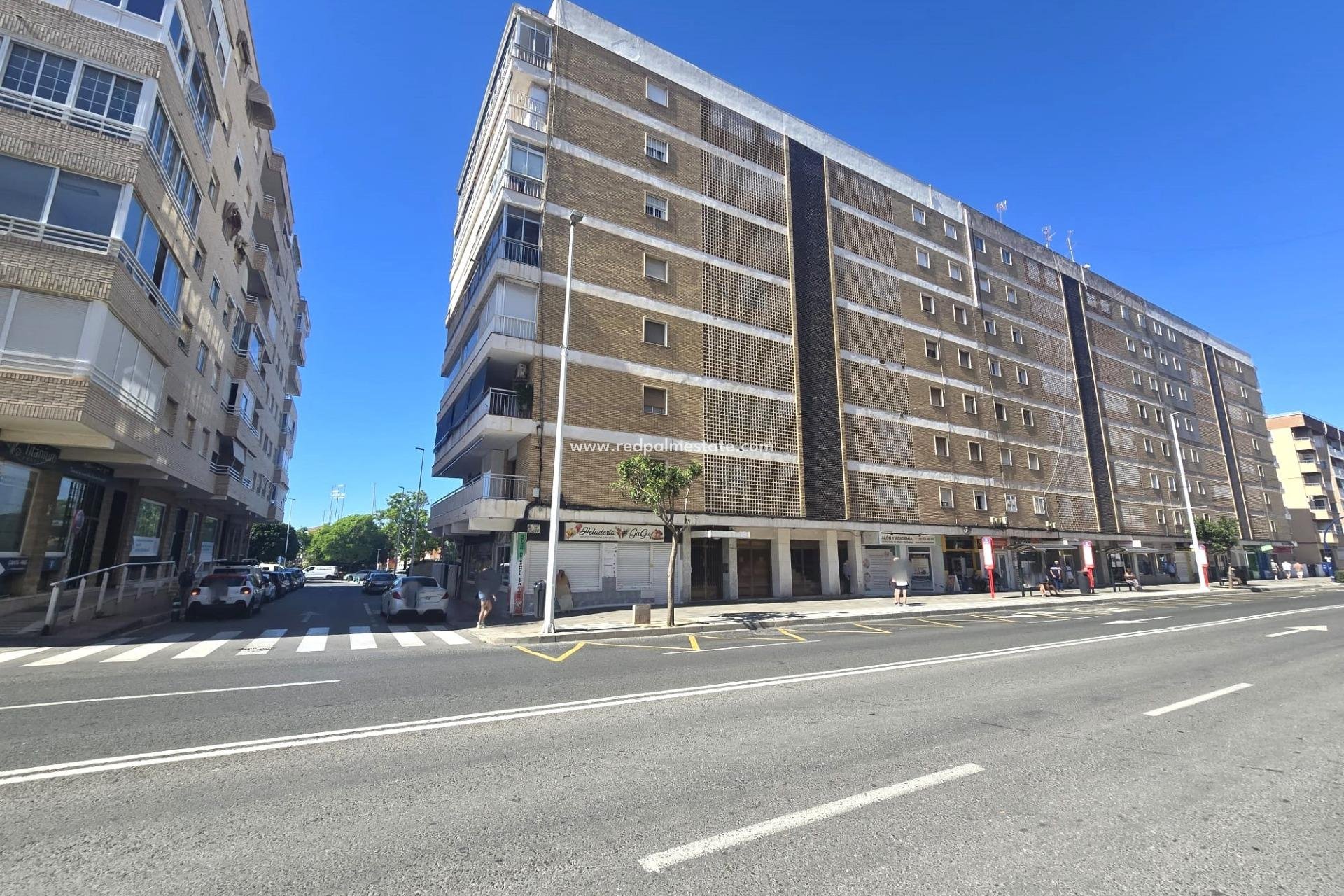 Reventa - Apartamento -
Torrevieja - Puerto Deportivo Marina Salinas