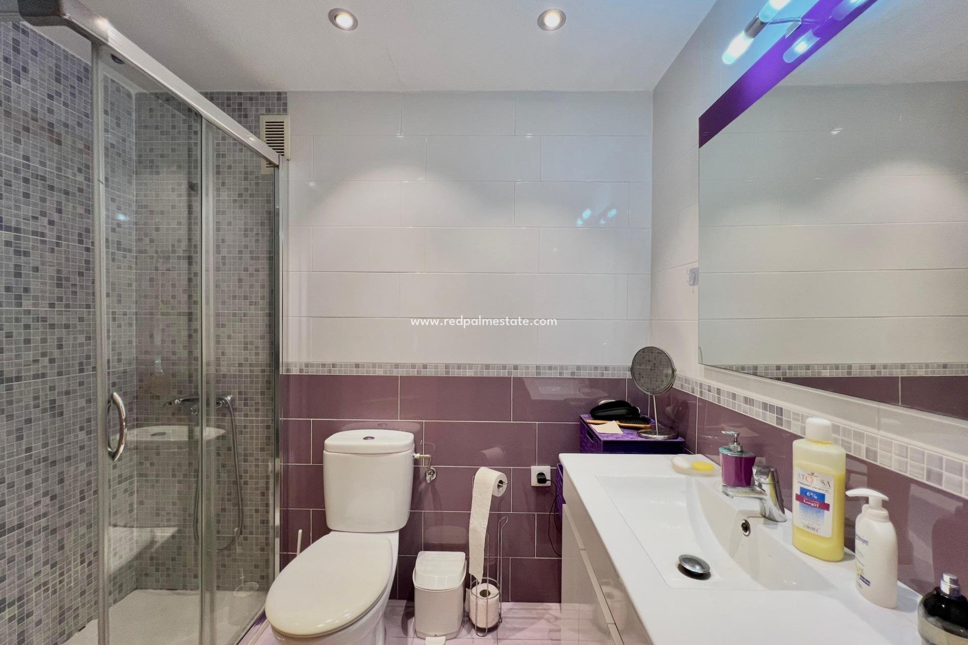 Reventa - Apartamento -
Torrevieja - Puerto Deportivo