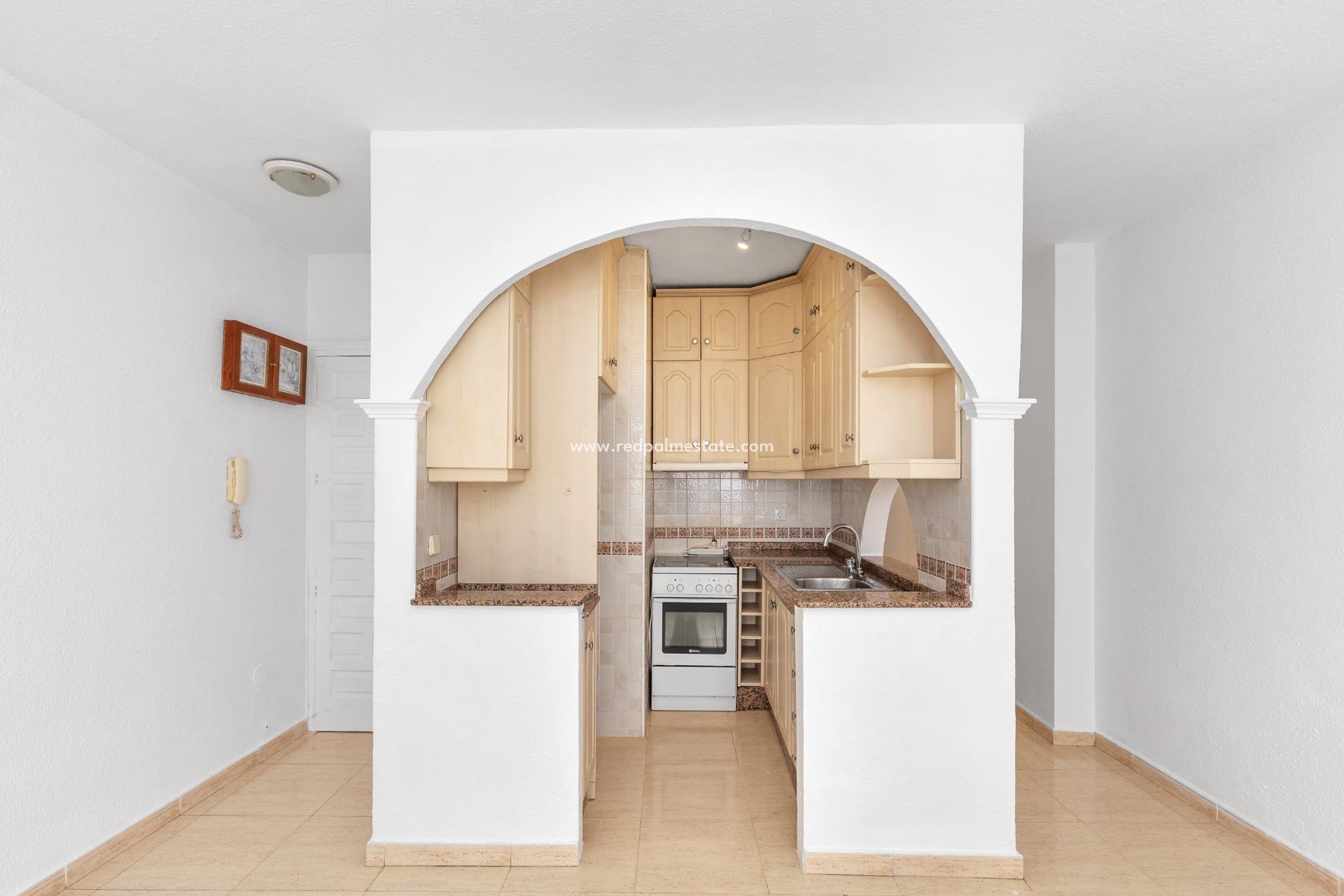 Reventa - Apartamento -
Torrevieja - Puerto Deportivo