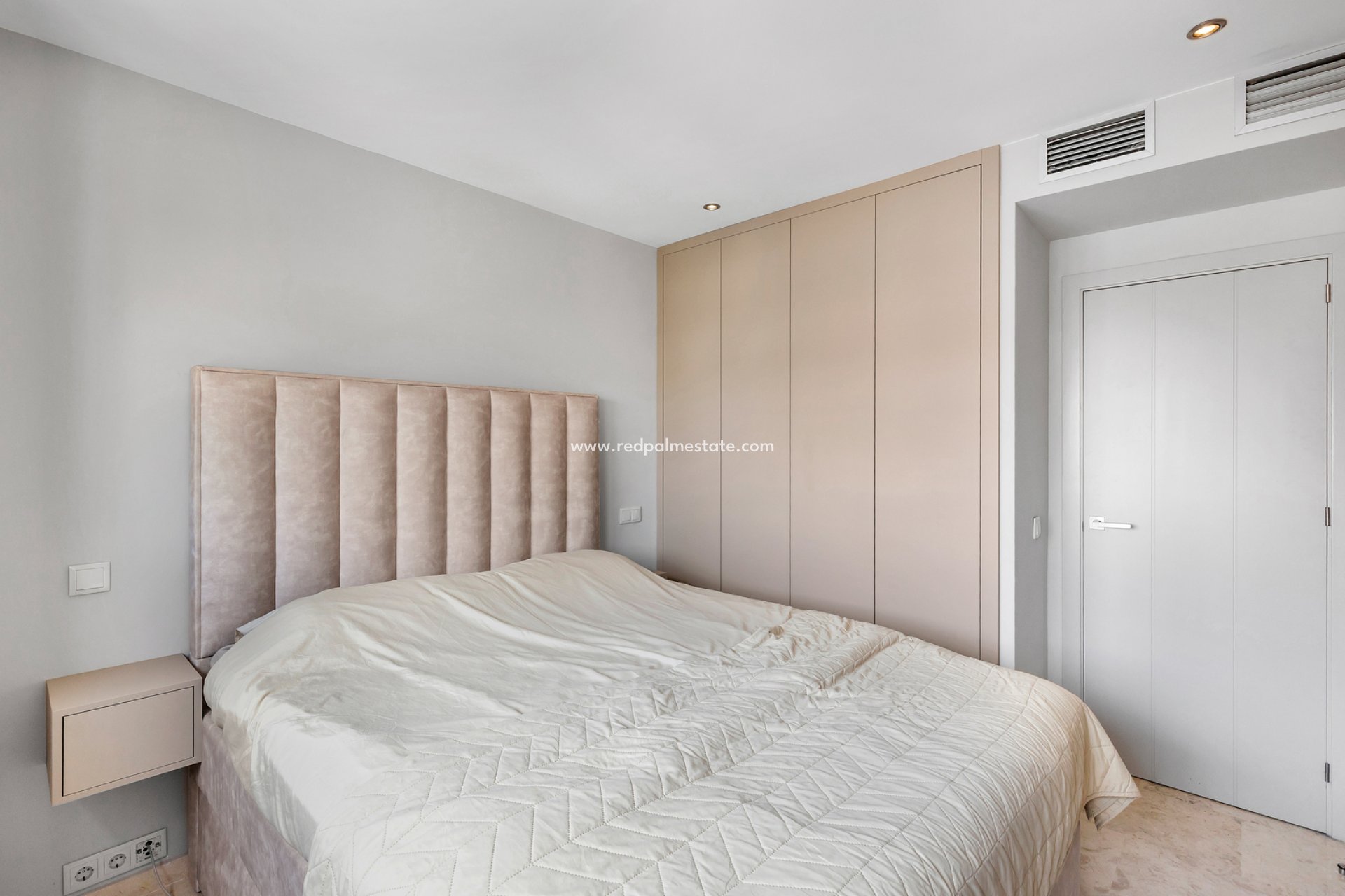 Reventa - Apartamento -
Torrevieja - Punta prima