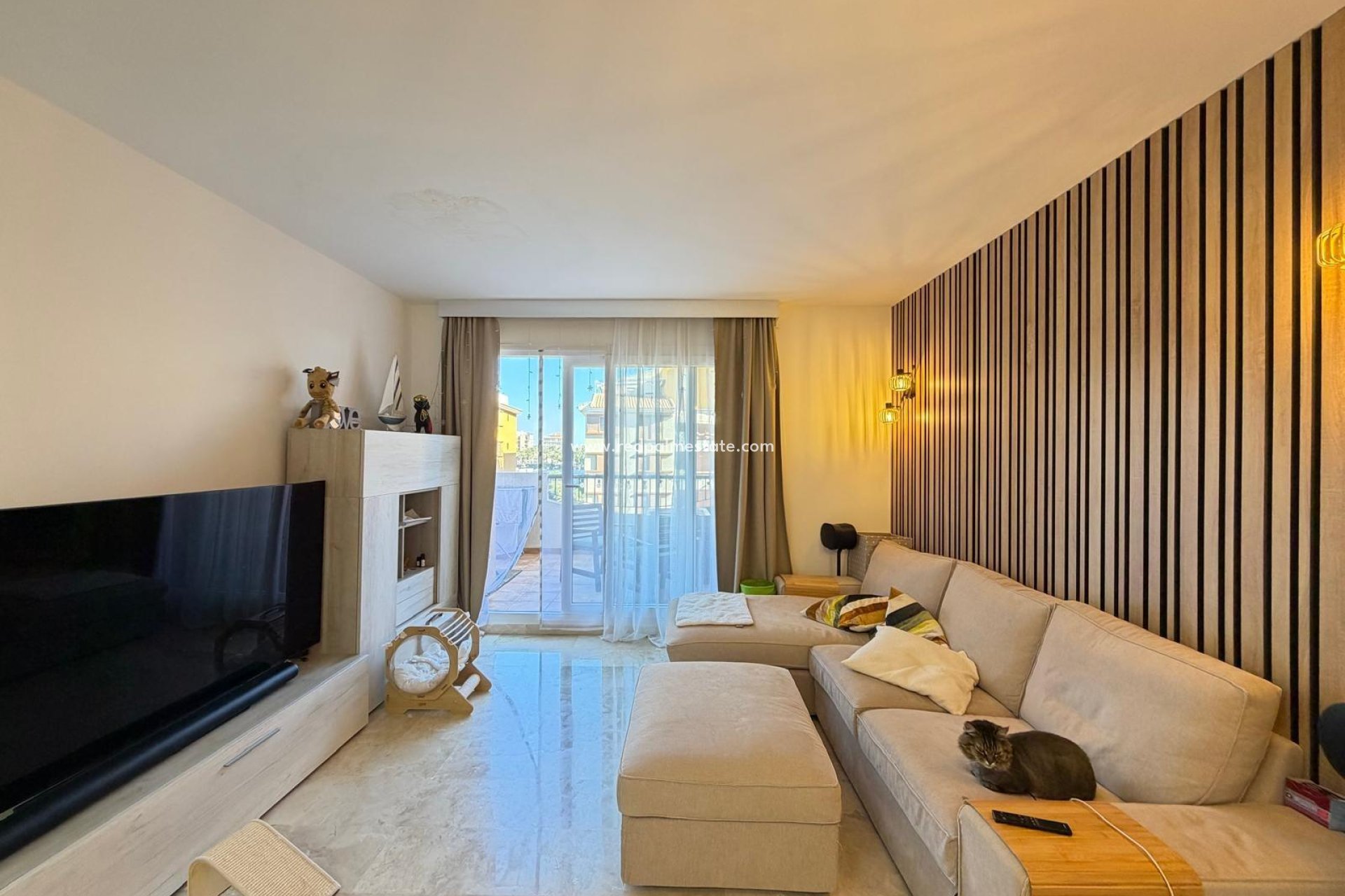 Reventa - Apartamento -
Torrevieja - Punta prima