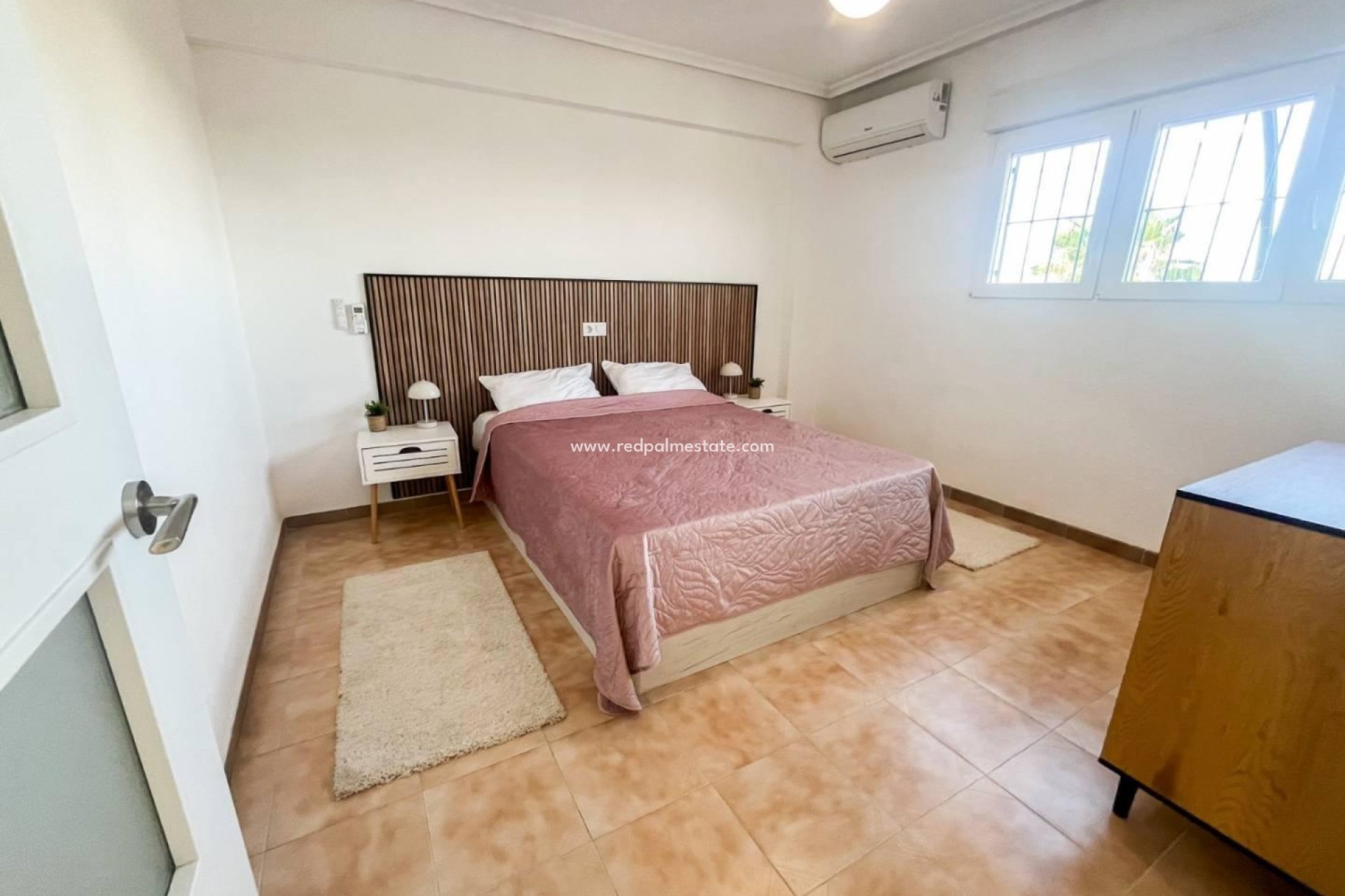 Reventa - Apartamento -
Torrevieja - Punta prima