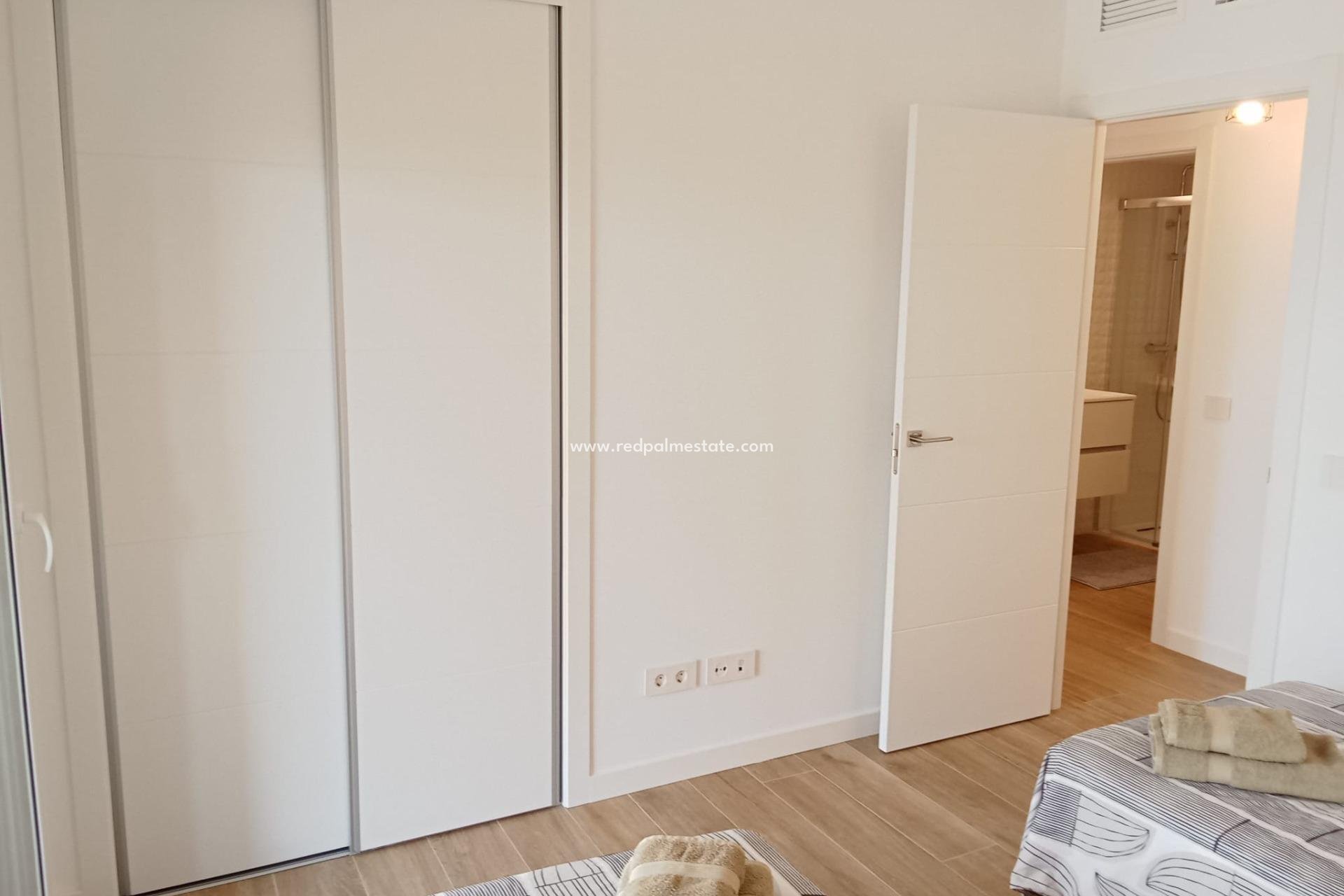 Reventa - Apartamento -
Torrevieja - Punta prima