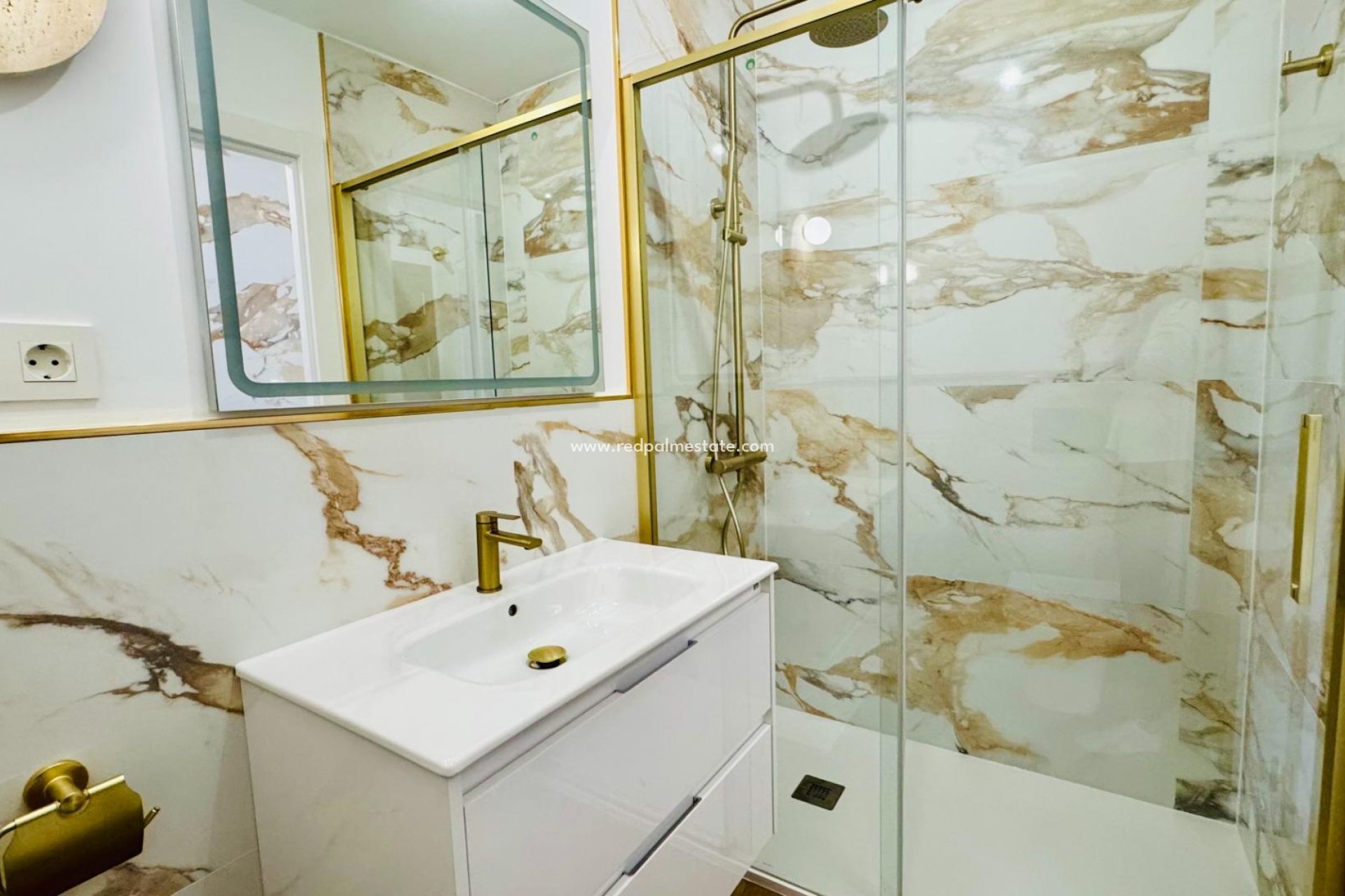 Reventa - Apartamento -
Torrevieja - Punta prima