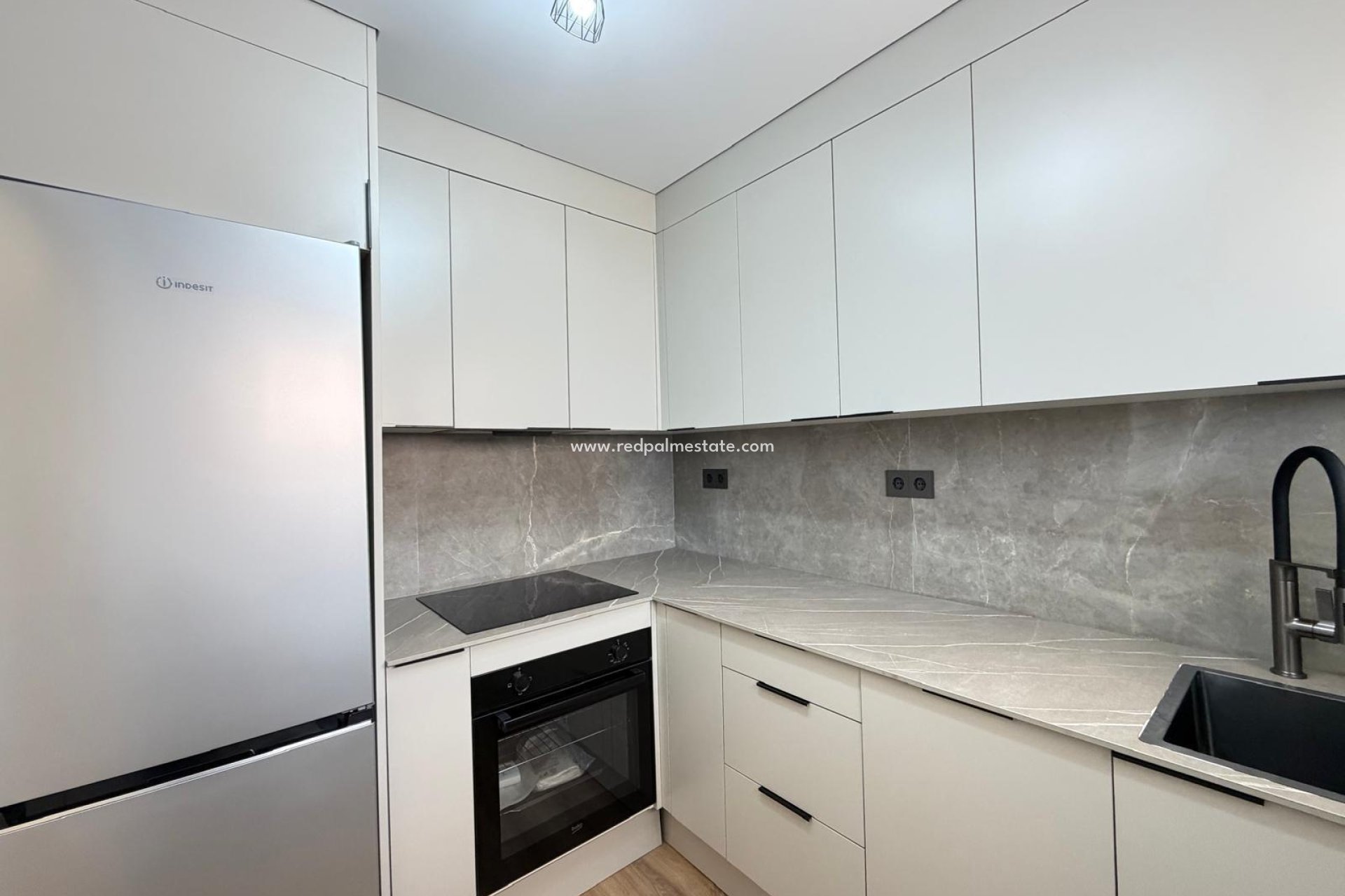 Reventa - Apartamento -
Torrevieja - Punta prima