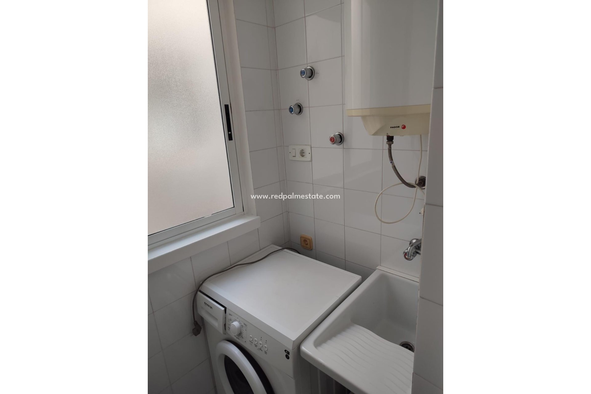 Reventa - Apartamento -
Torrevieja - Rosaleda-los frutales