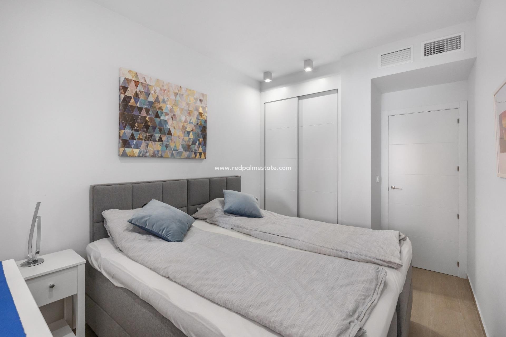 Reventa - Apartamento -
Torrevieja - Rosaleda-los frutales