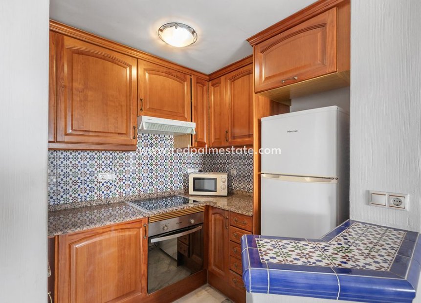 Reventa - Apartamento -
Torrevieja - Rosaleda-los frutales