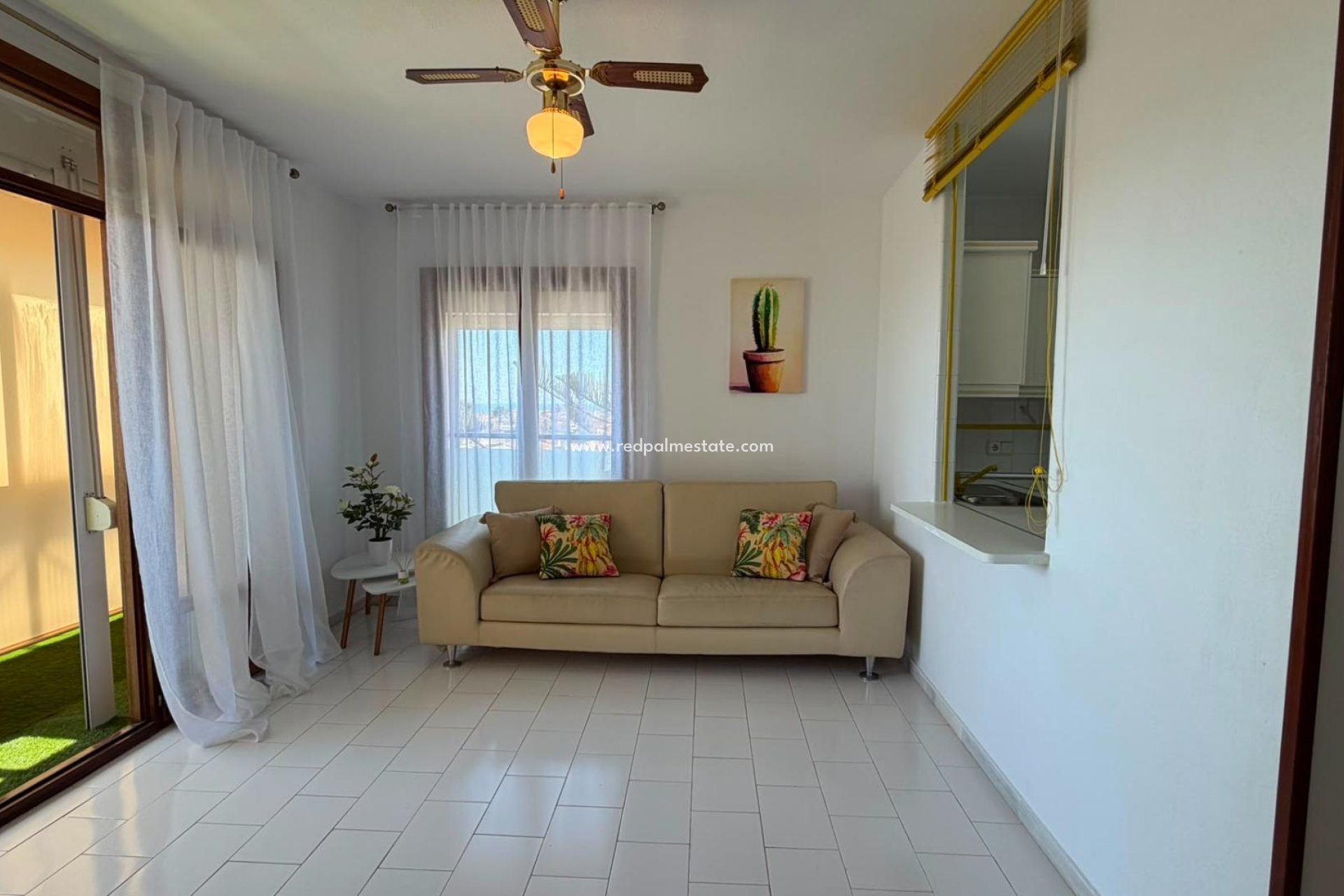 Reventa - Apartamento -
Torrevieja - Torreblanca