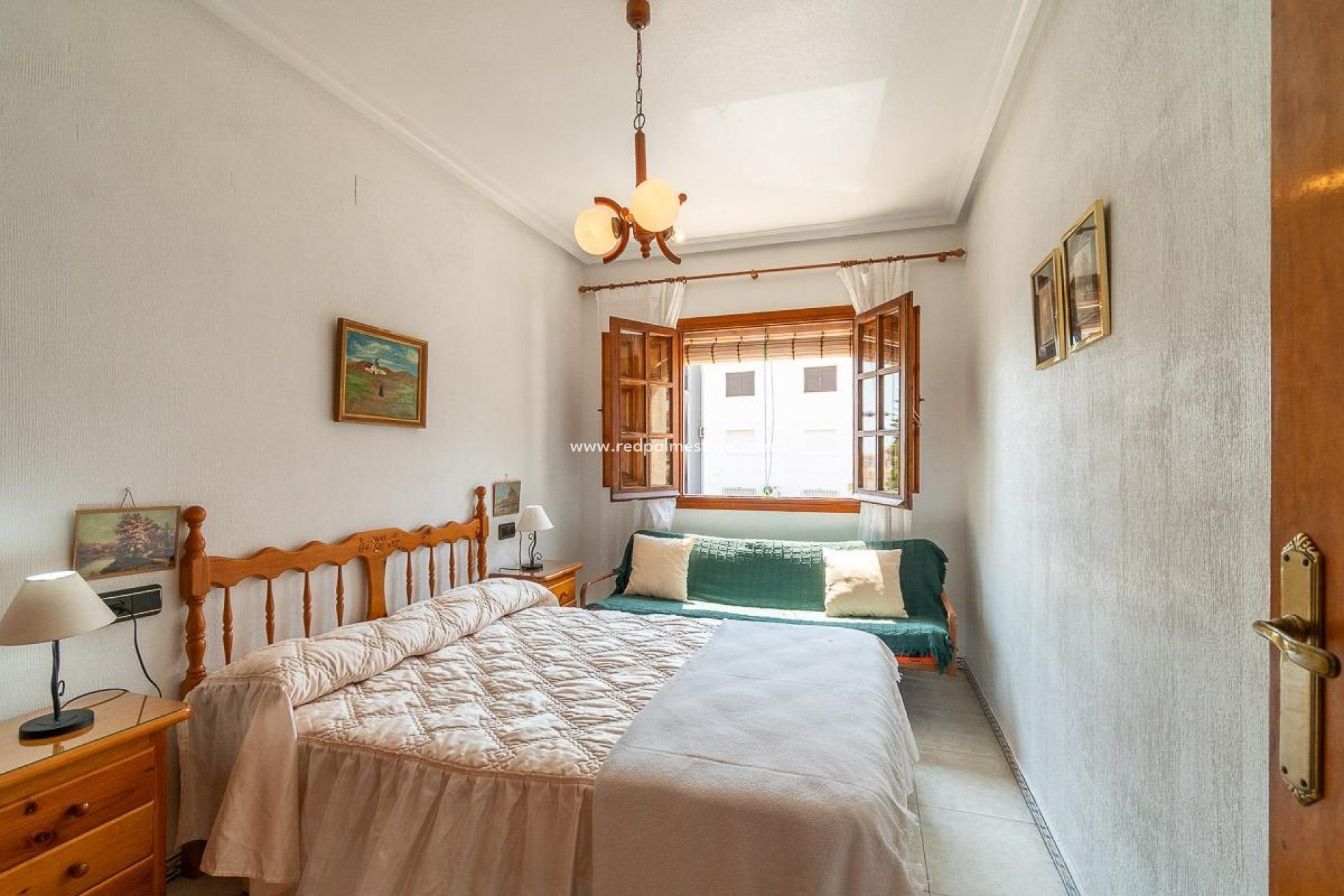 Reventa - Apartamento -
Torrevieja - Torreblanca