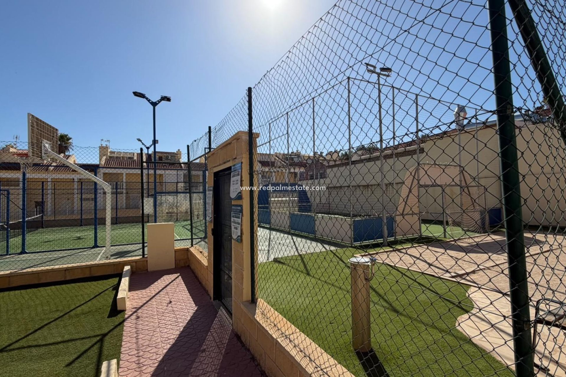 Reventa - Apartamento -
Torrevieja - Torreblanca