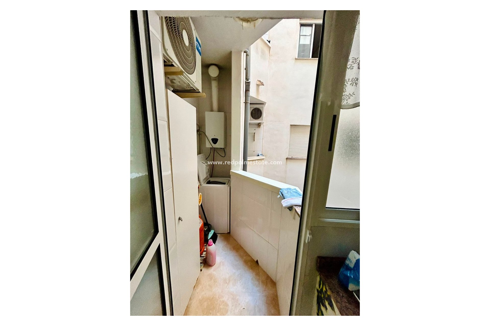 Reventa - Apartamento -
Torrevieja - Torrevieja Centro