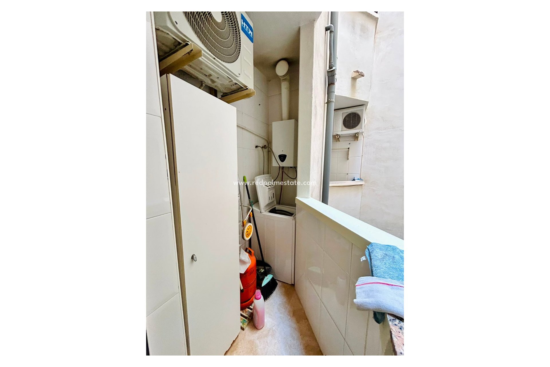 Reventa - Apartamento -
Torrevieja - Torrevieja Centro