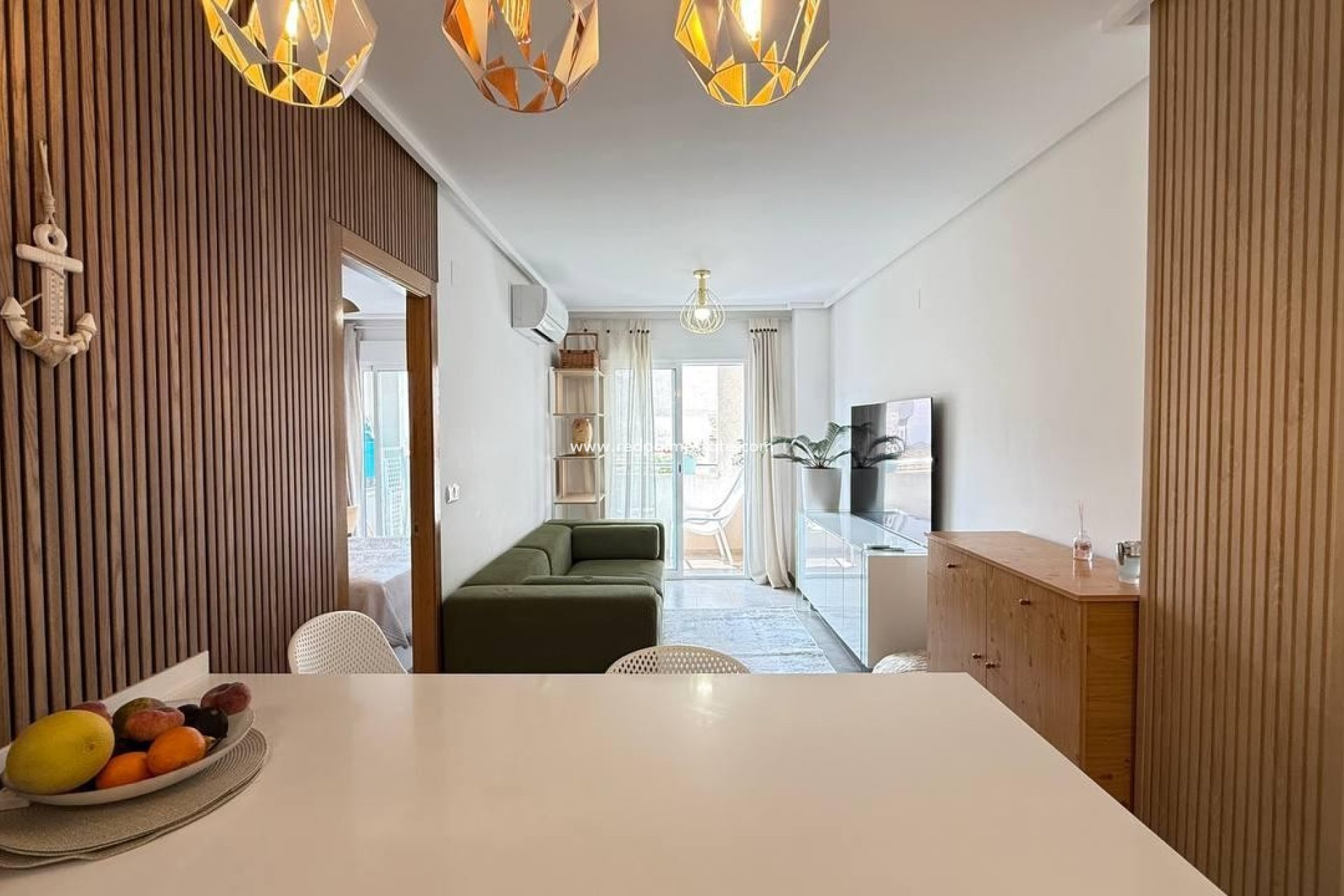 Reventa - Apartamento -
Torrevieja - Torrevieja Centro