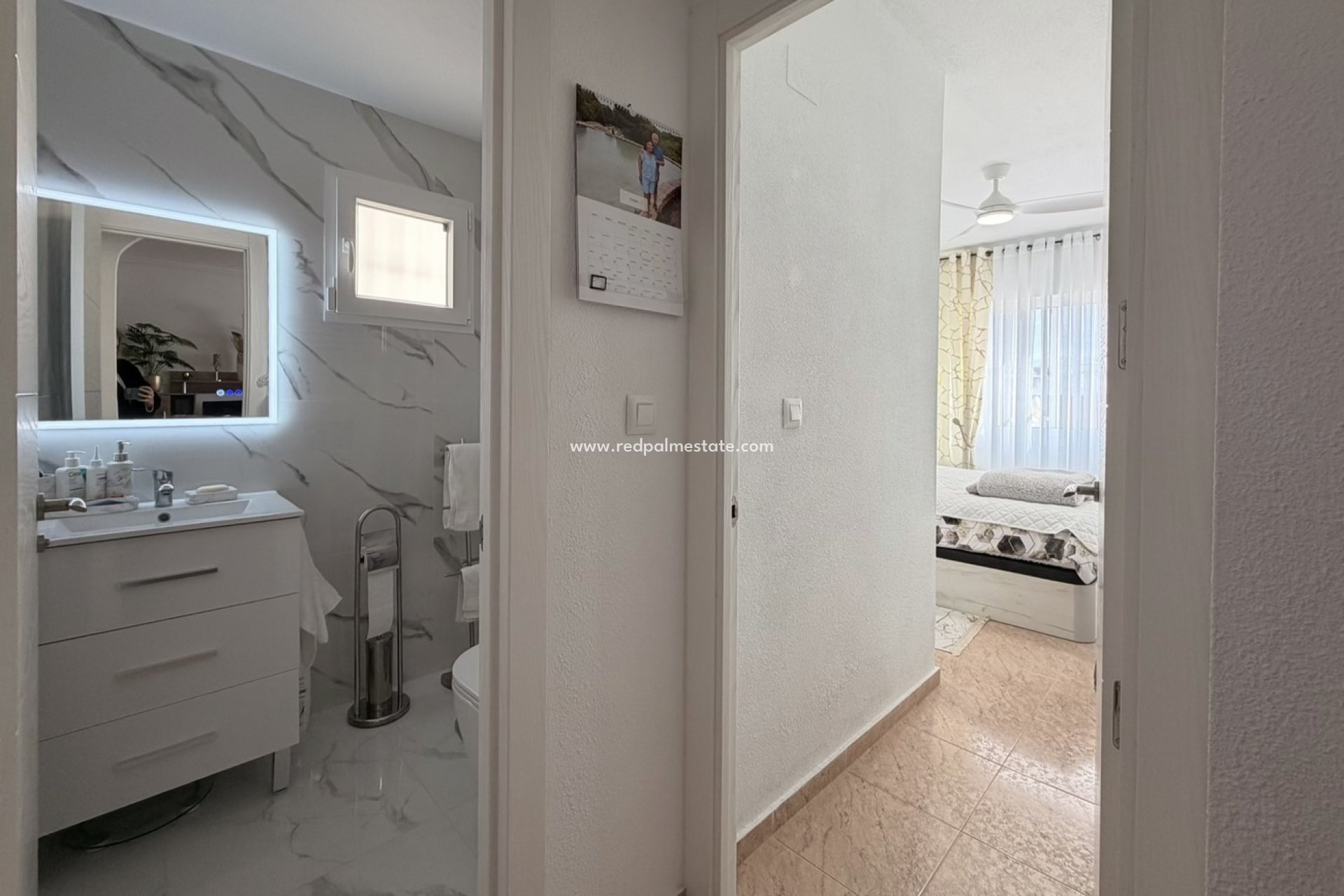 Reventa - Apartamento -
Torrevieja - Urb. Calas Blancas III