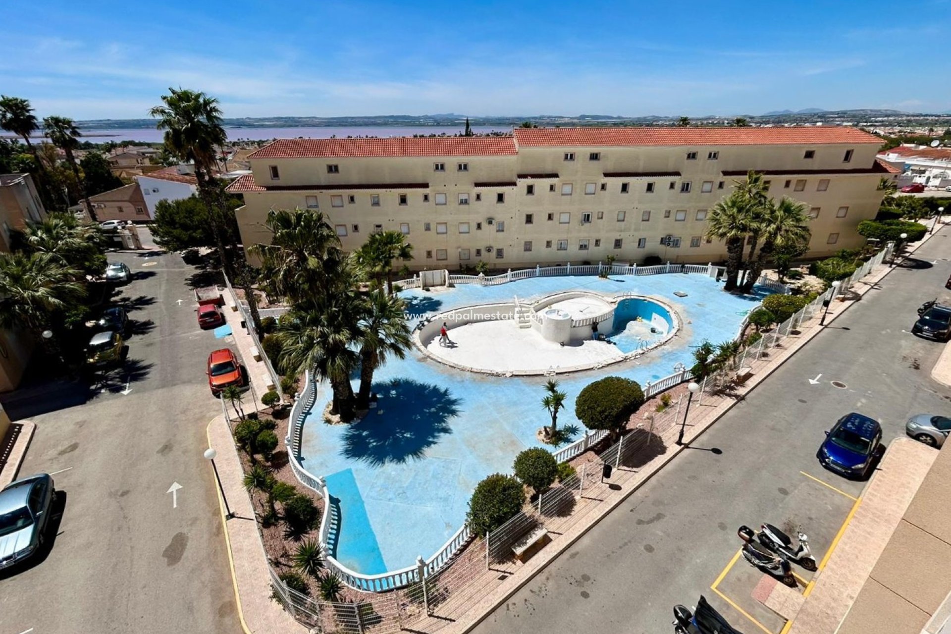 Reventa - Apartamento -
Torrevieja - Urbanización San Luis