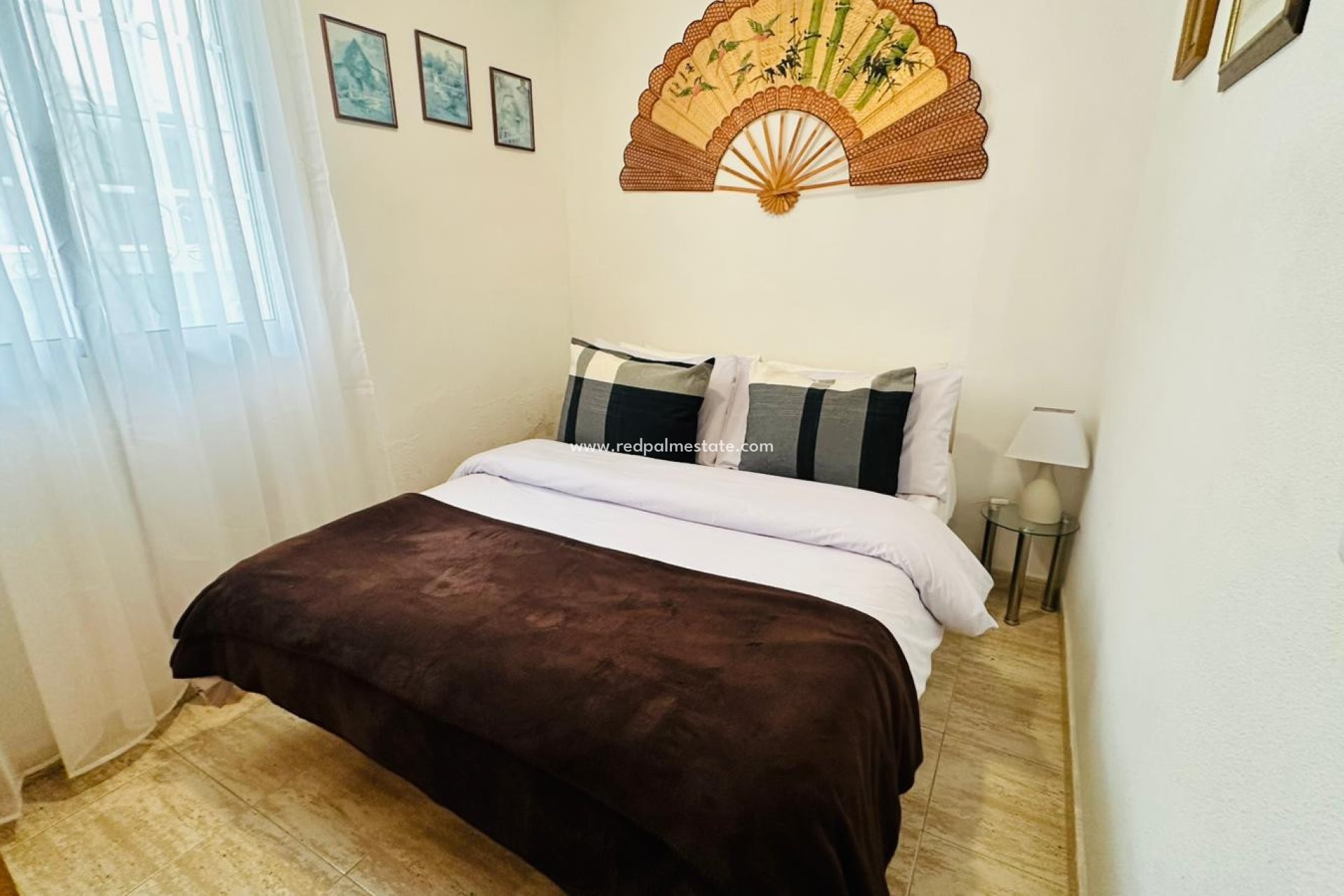 Reventa - Apartamento -
Torrevieja - Urbanización San Luis