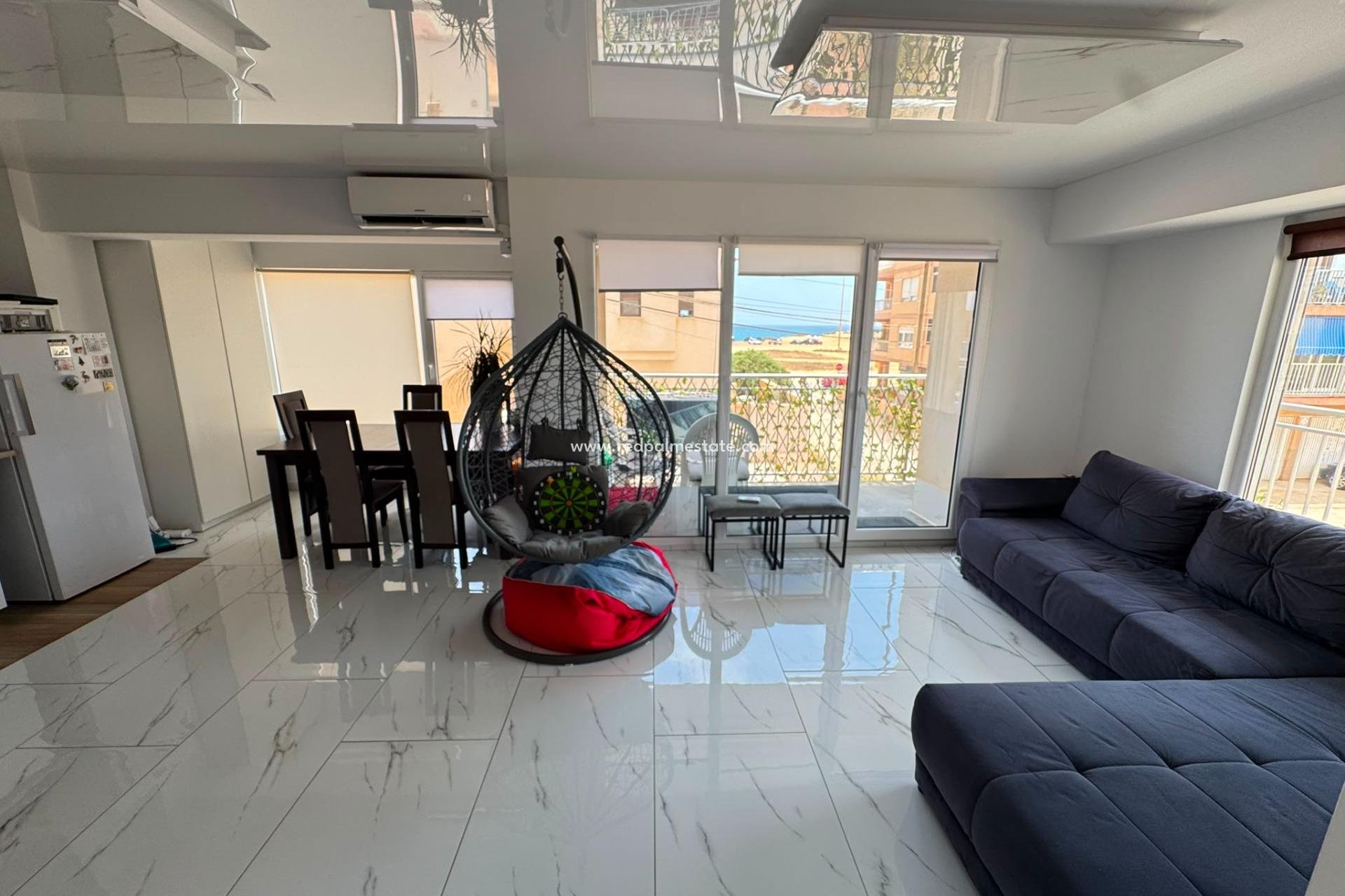 Reventa - Apartamento -
Torrevieja - Zona Los Frutales