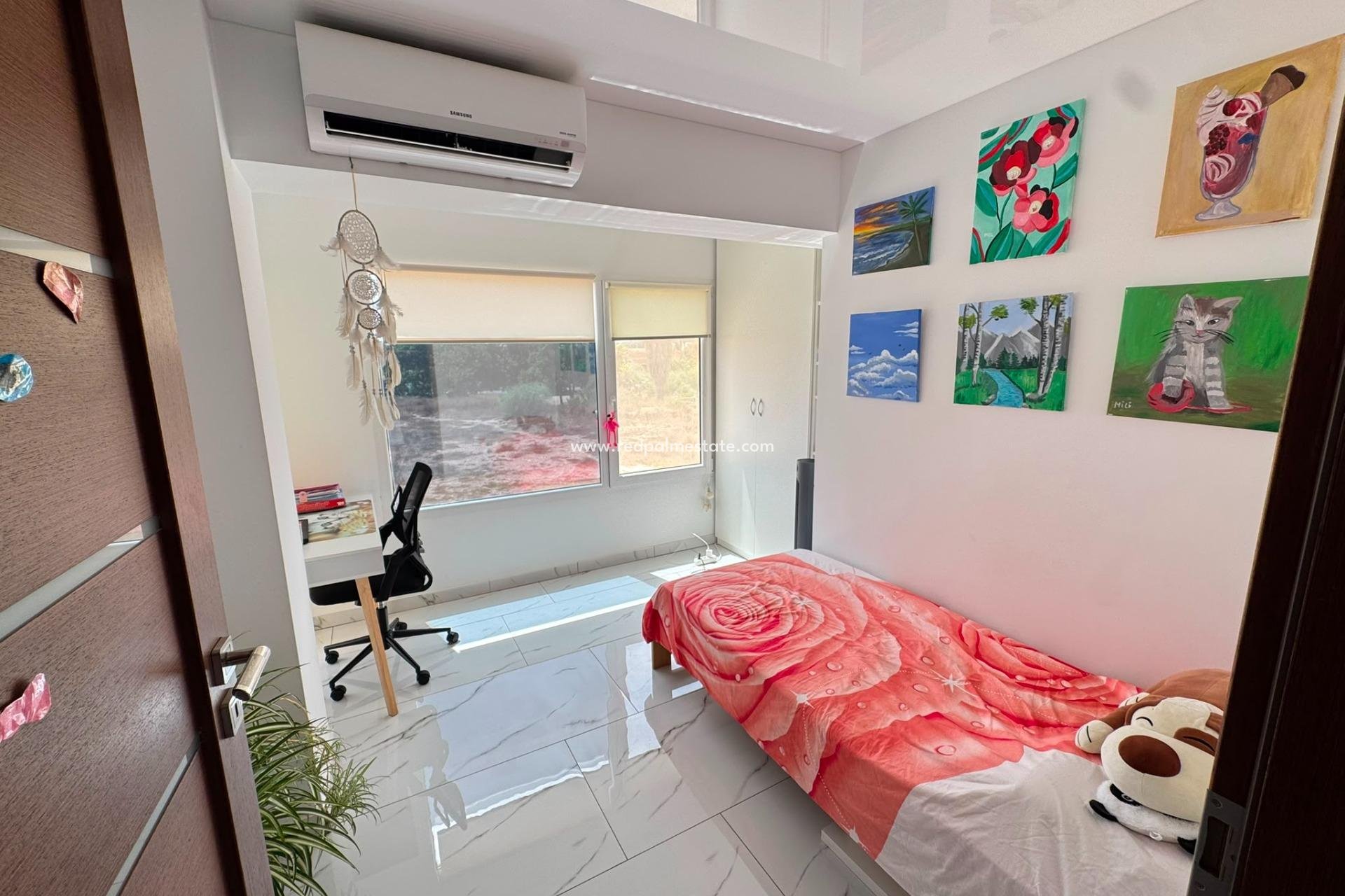 Reventa - Apartamento -
Torrevieja - Zona Los Frutales
