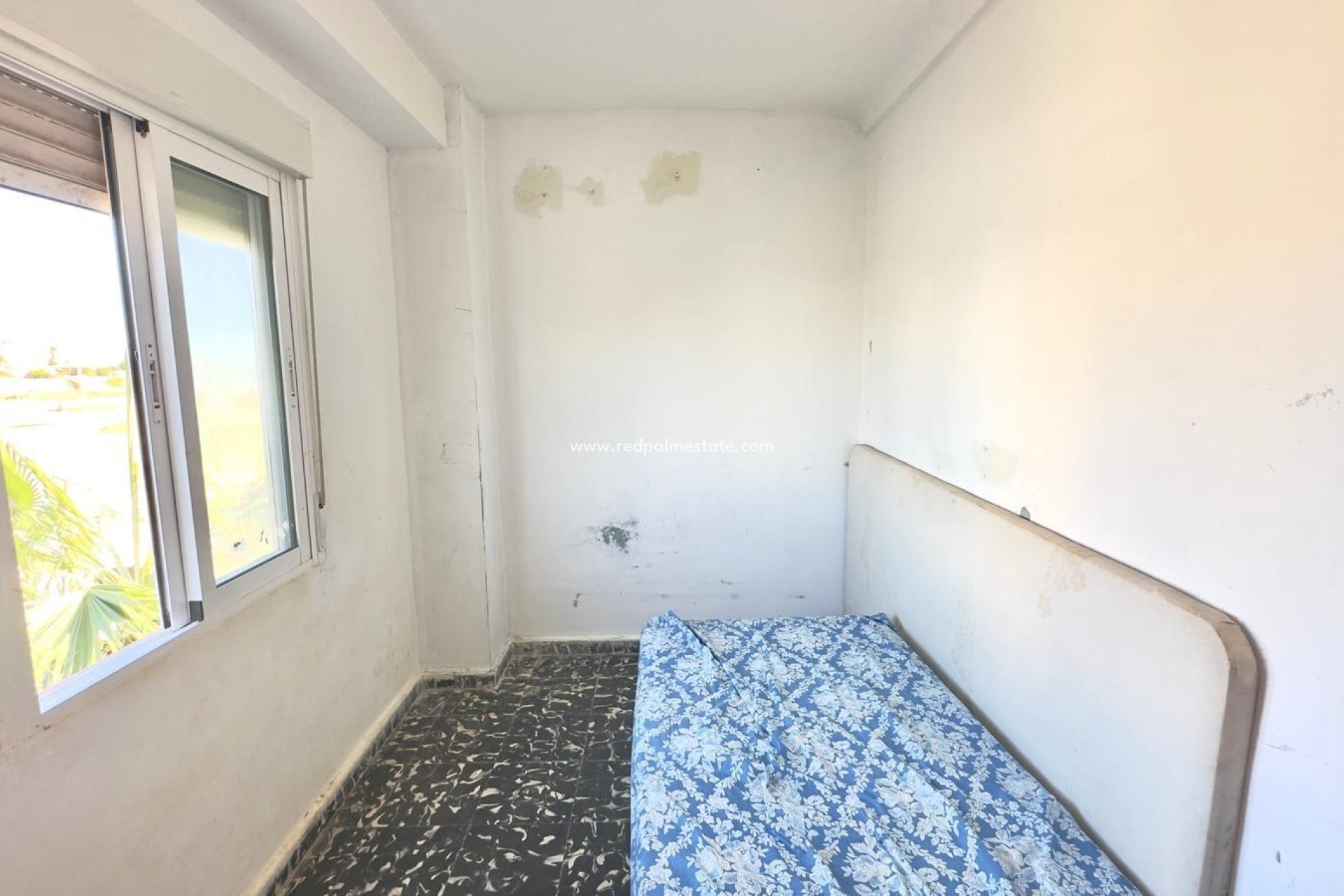 Reventa - Apartamento -
Torrevieja - Zona Los Frutales