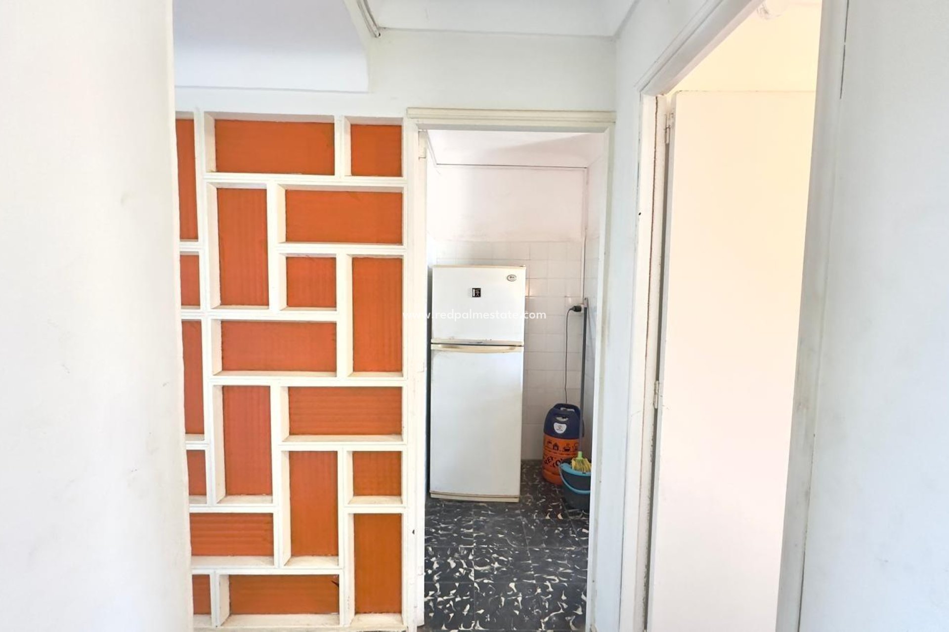 Reventa - Apartamento -
Torrevieja - Zona Los Frutales