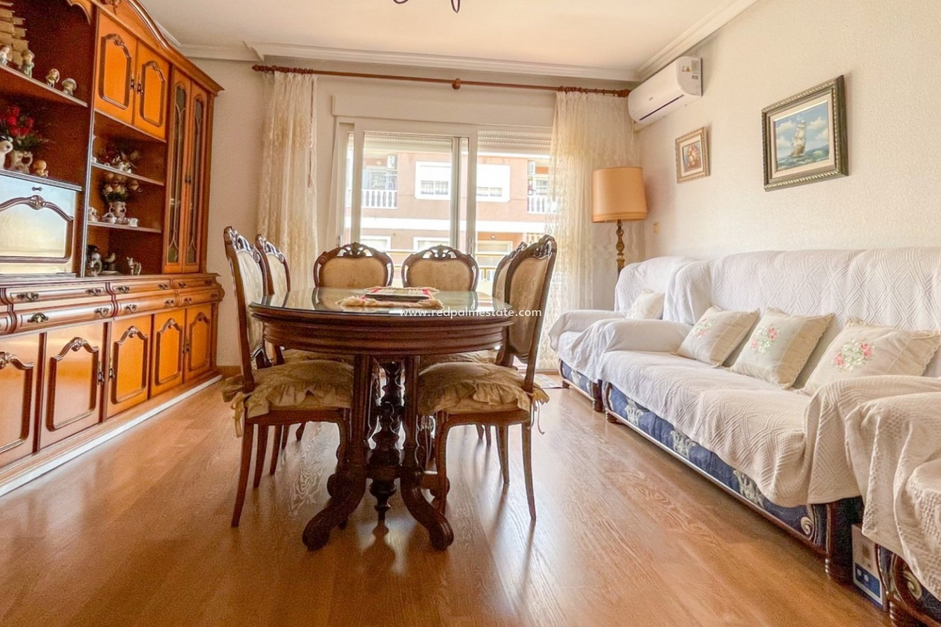 Reventa - Apartamento -
Torrevieja