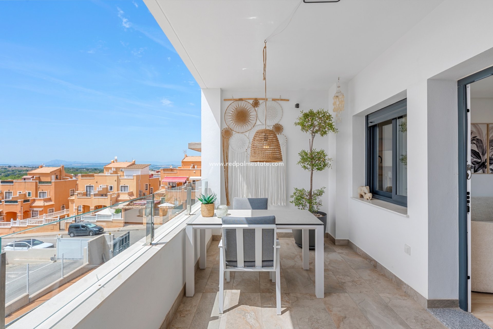 Reventa - Apartamento -
Torrevieja