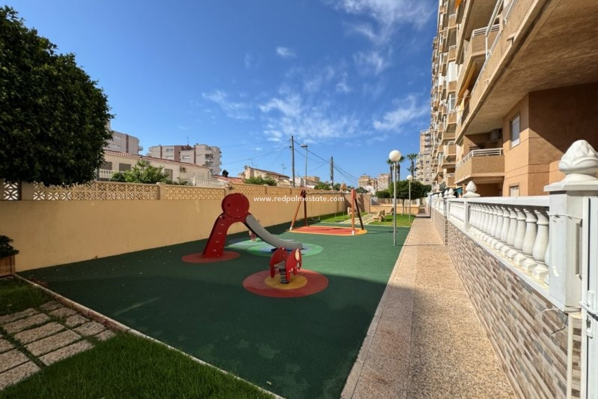 Reventa - Apartamento -
Torrevieja
