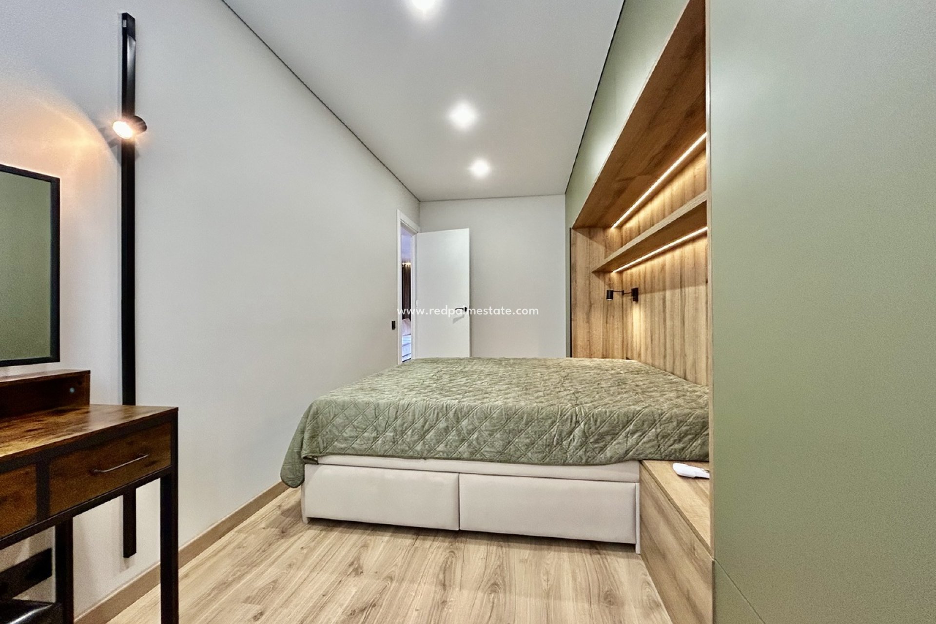 Reventa - Apartamento -
Torrevieja