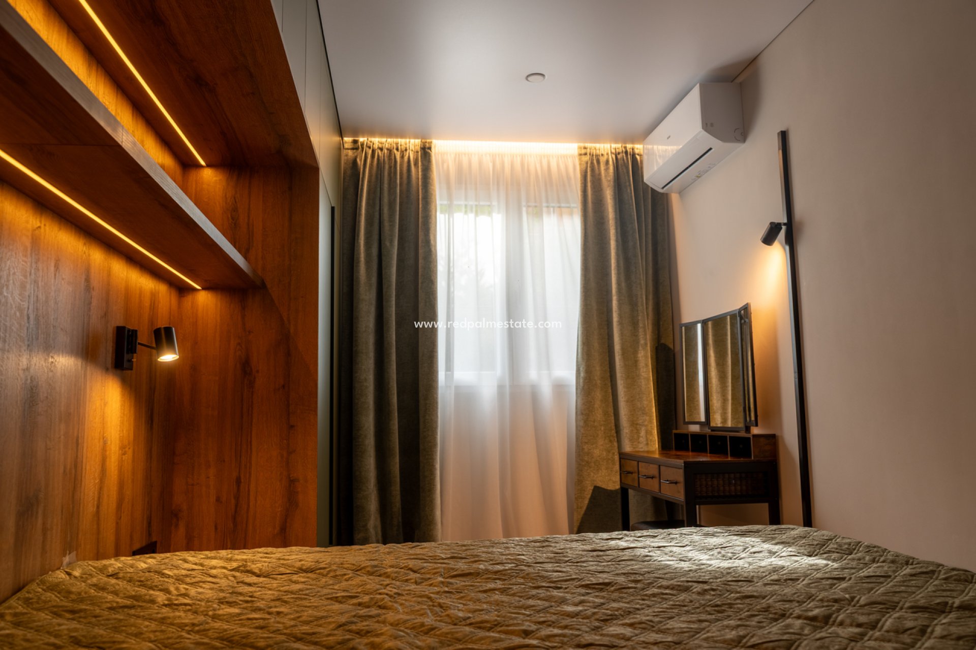 Reventa - Apartamento -
Torrevieja