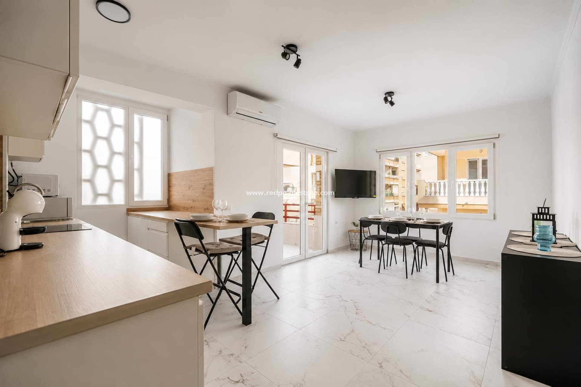 Reventa - Apartamento -
Torrevieja