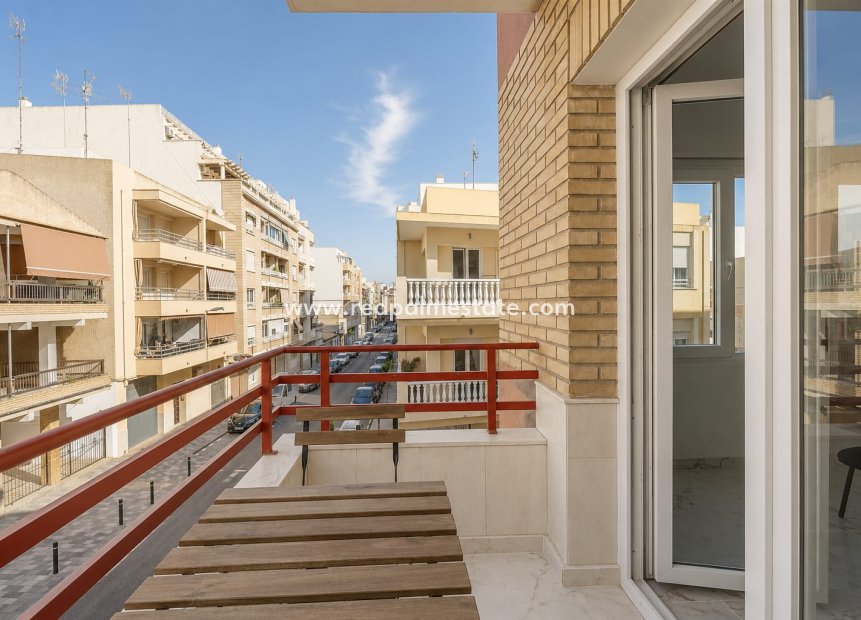 Reventa - Apartamento -
Torrevieja