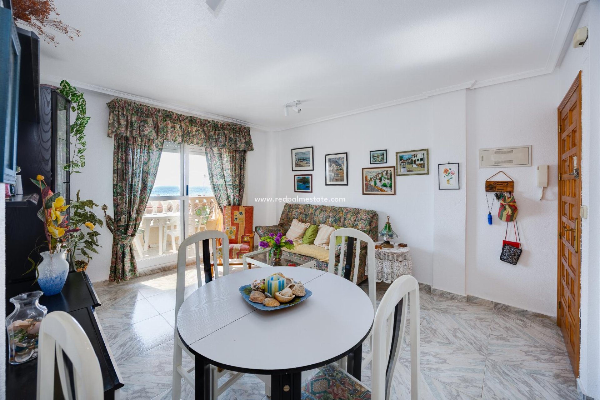 Reventa - Apartamento -
Torrevieja