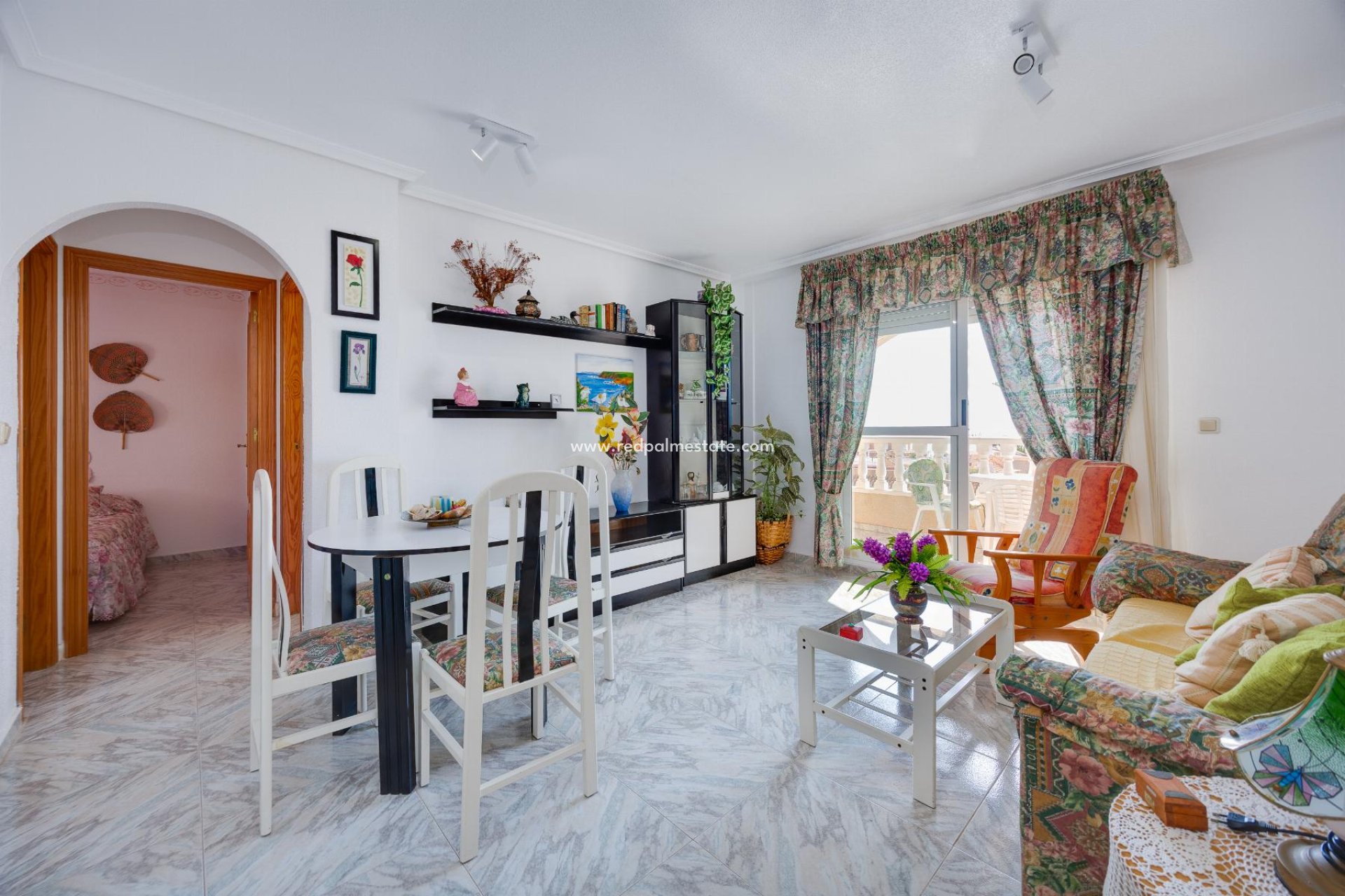Reventa - Apartamento -
Torrevieja