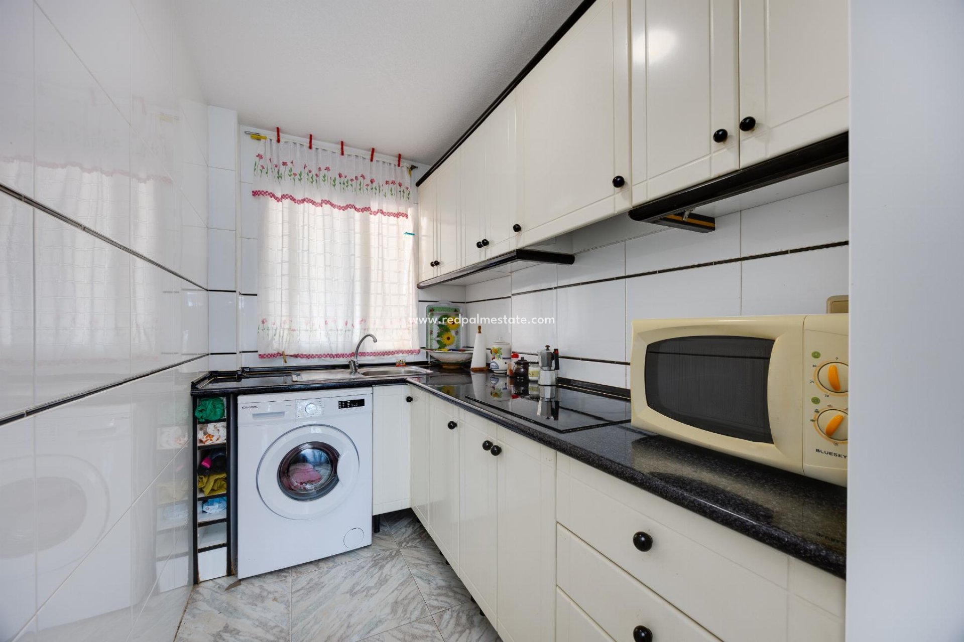 Reventa - Apartamento -
Torrevieja