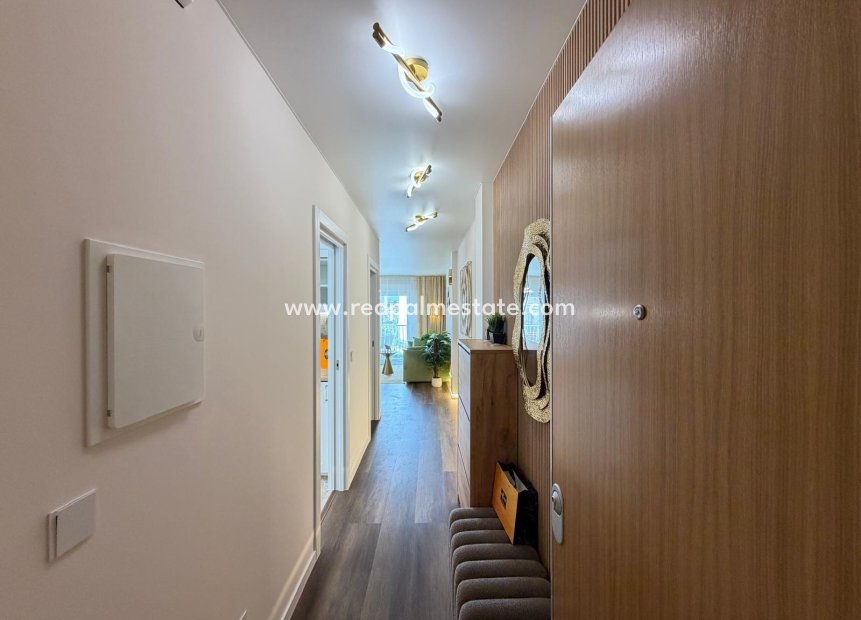 Reventa - Apartamento -
Torrevieja