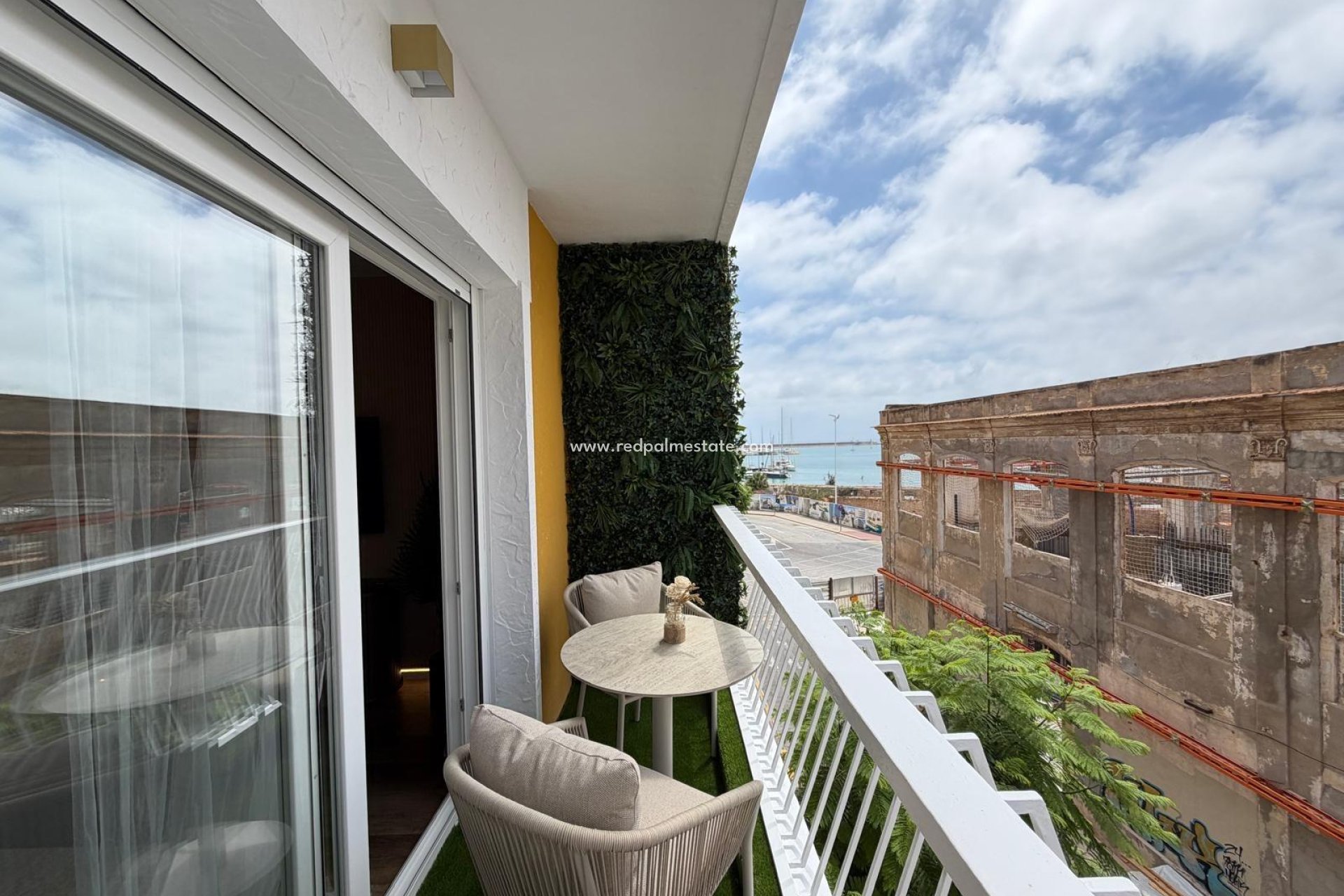 Reventa - Apartamento -
Torrevieja