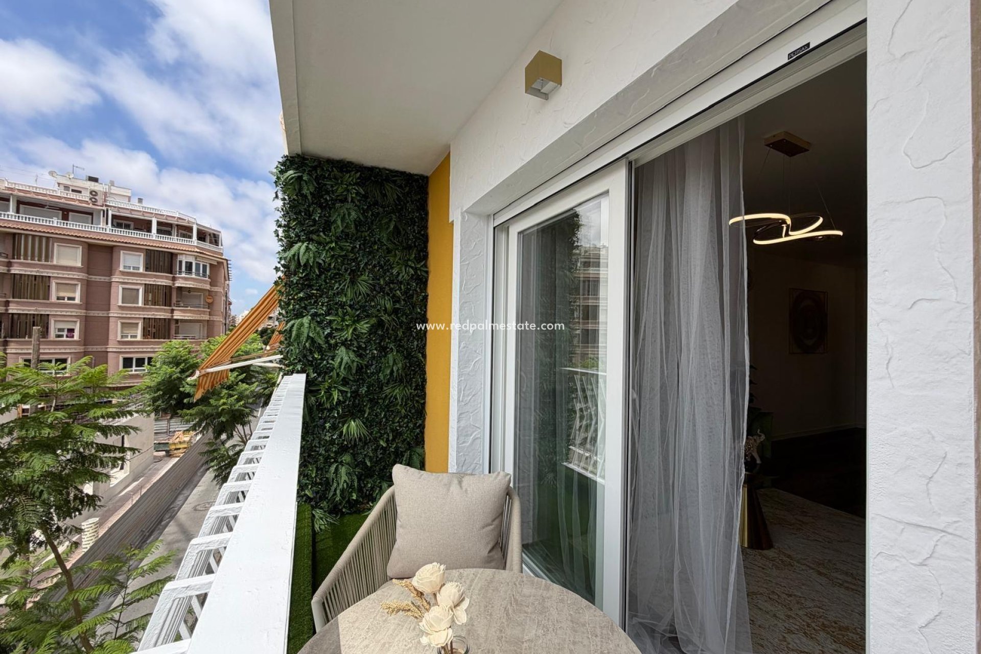 Reventa - Apartamento -
Torrevieja