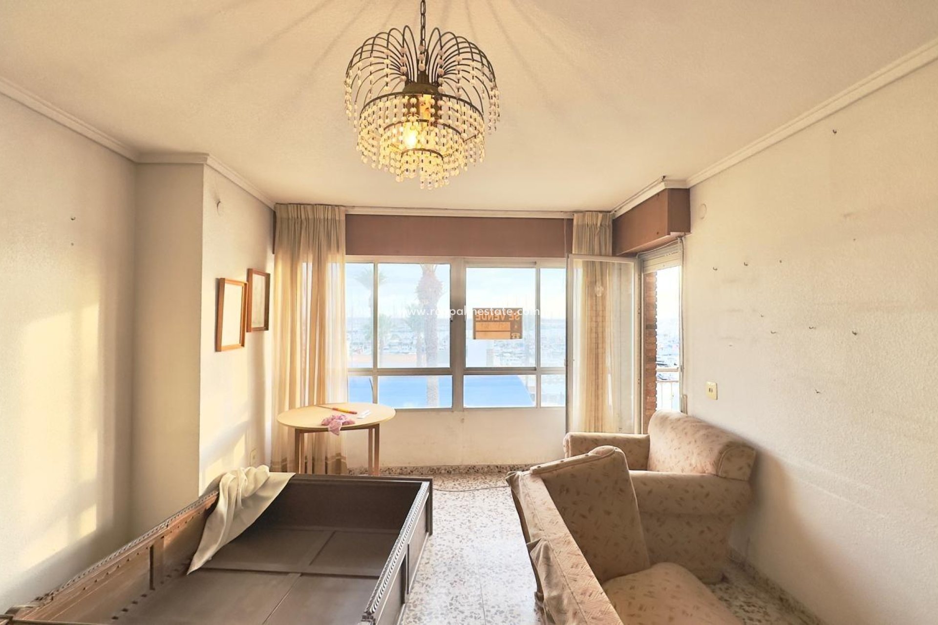 Reventa - Apartamento -
Torrevieja