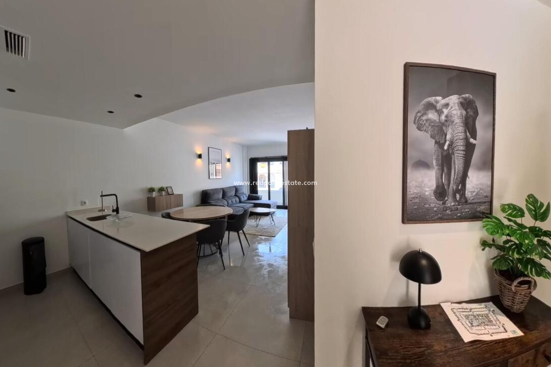Reventa - Apartamento -
Torrevieja