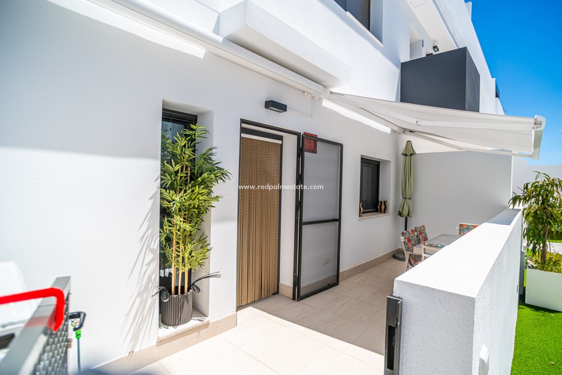 Reventa - Apartamento -
Torrevieja