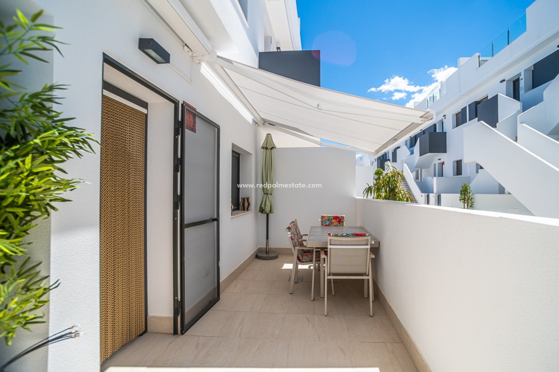 Reventa - Apartamento -
Torrevieja