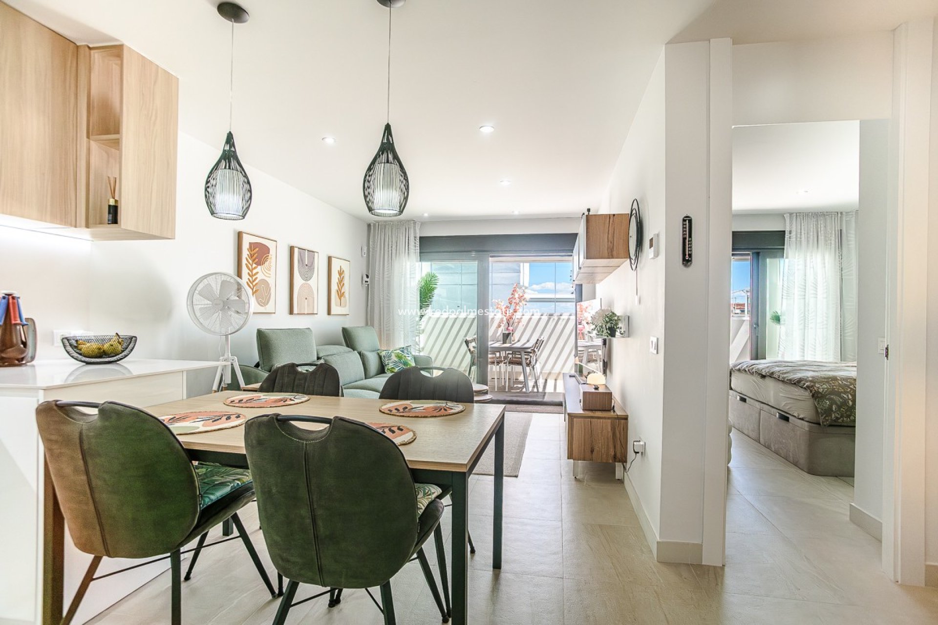 Reventa - Apartamento -
Torrevieja