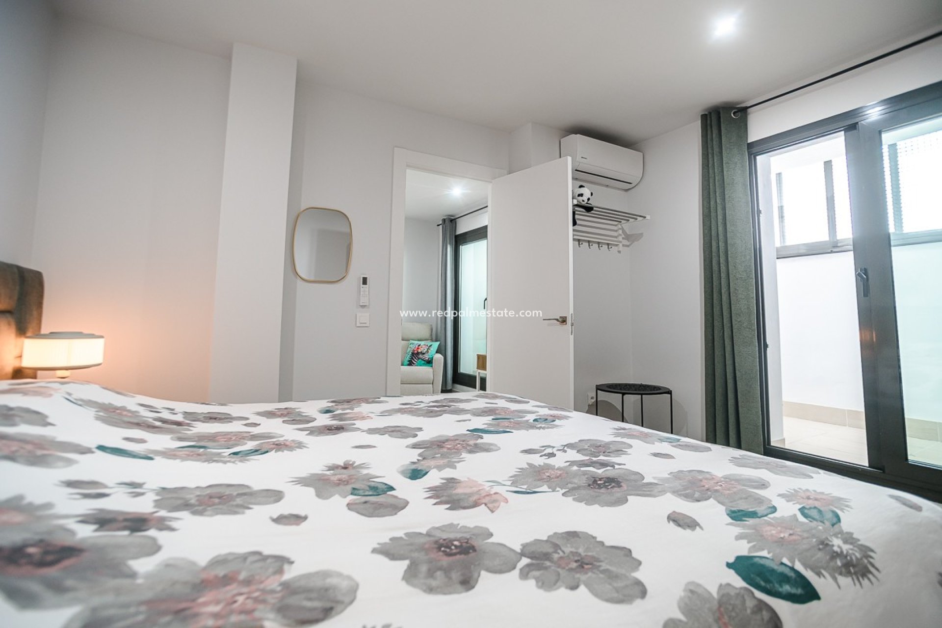 Reventa - Apartamento -
Torrevieja