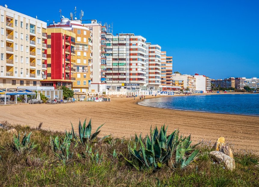 Reventa - Apartamento -
Torrevieja