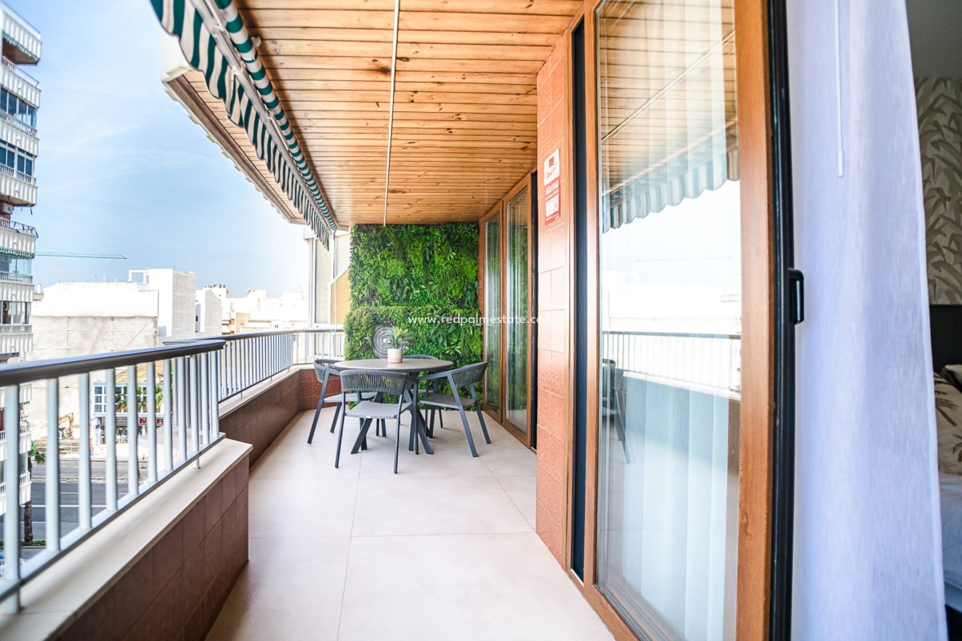 Reventa - Apartamento -
Torrevieja
