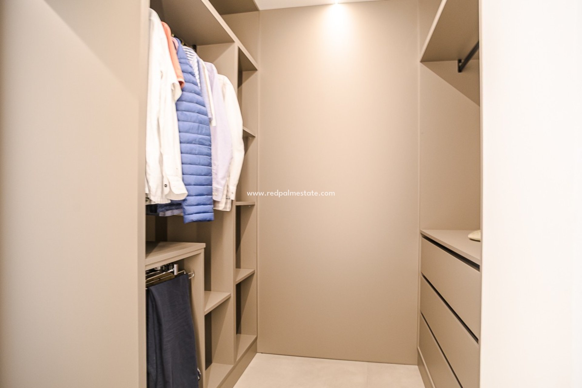 Reventa - Apartamento -
Torrevieja