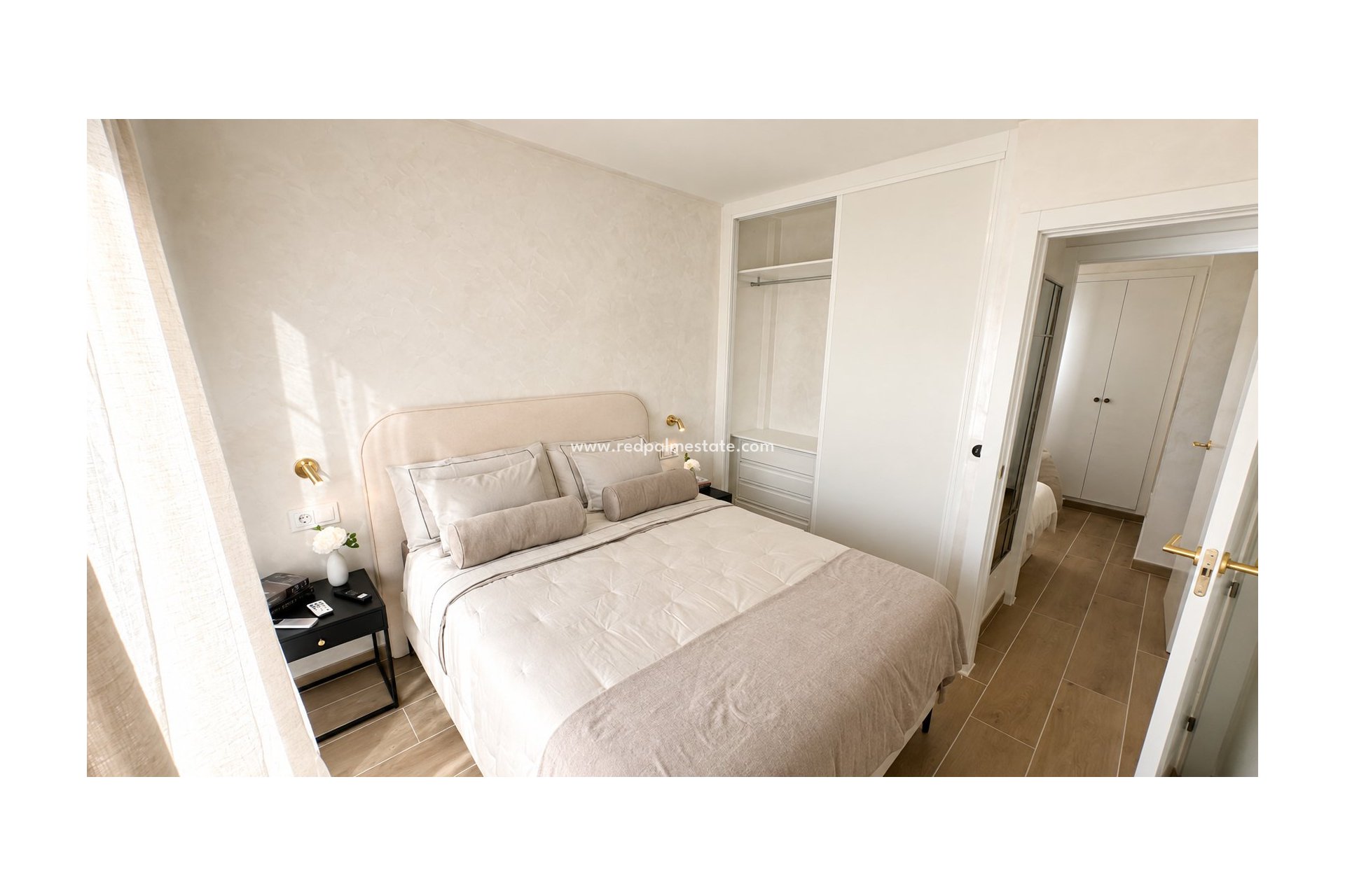 Reventa - Apartamento -
Torrevieja
