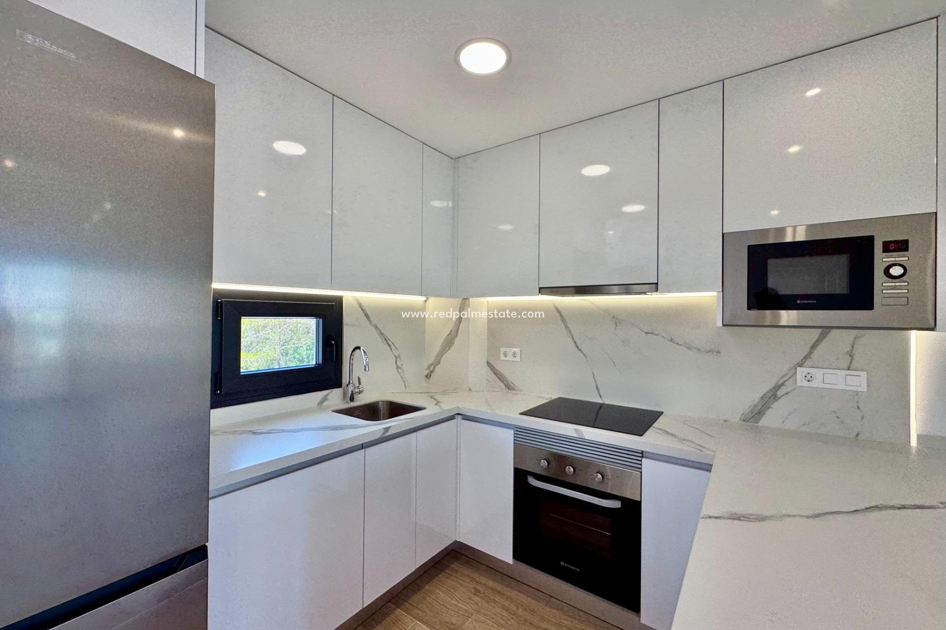 Reventa - Apartamento -
Torrevieja